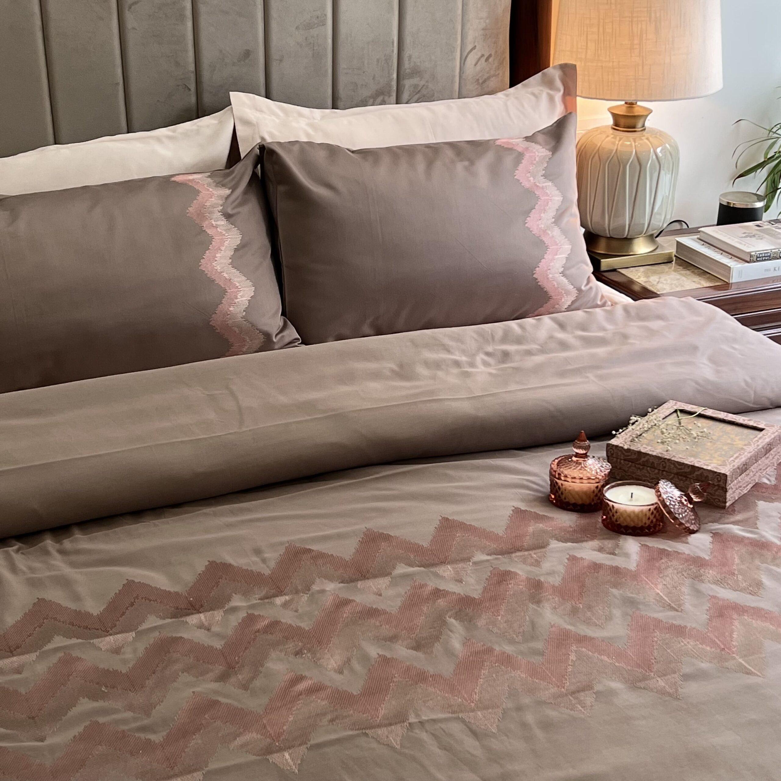 Crest Taupe Syona Duvet Cover Set