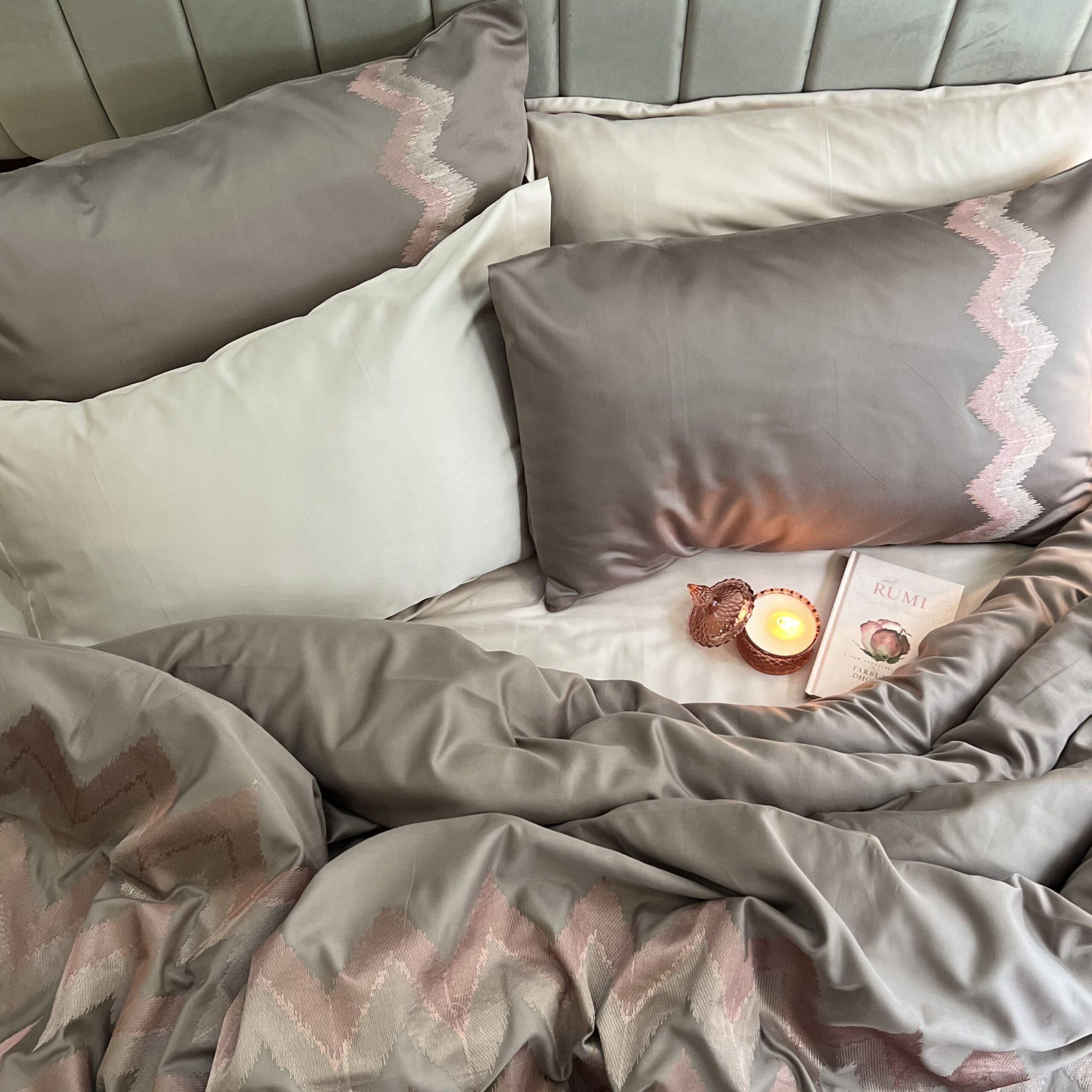 Crest Taupe Syona Duvet Cover Set