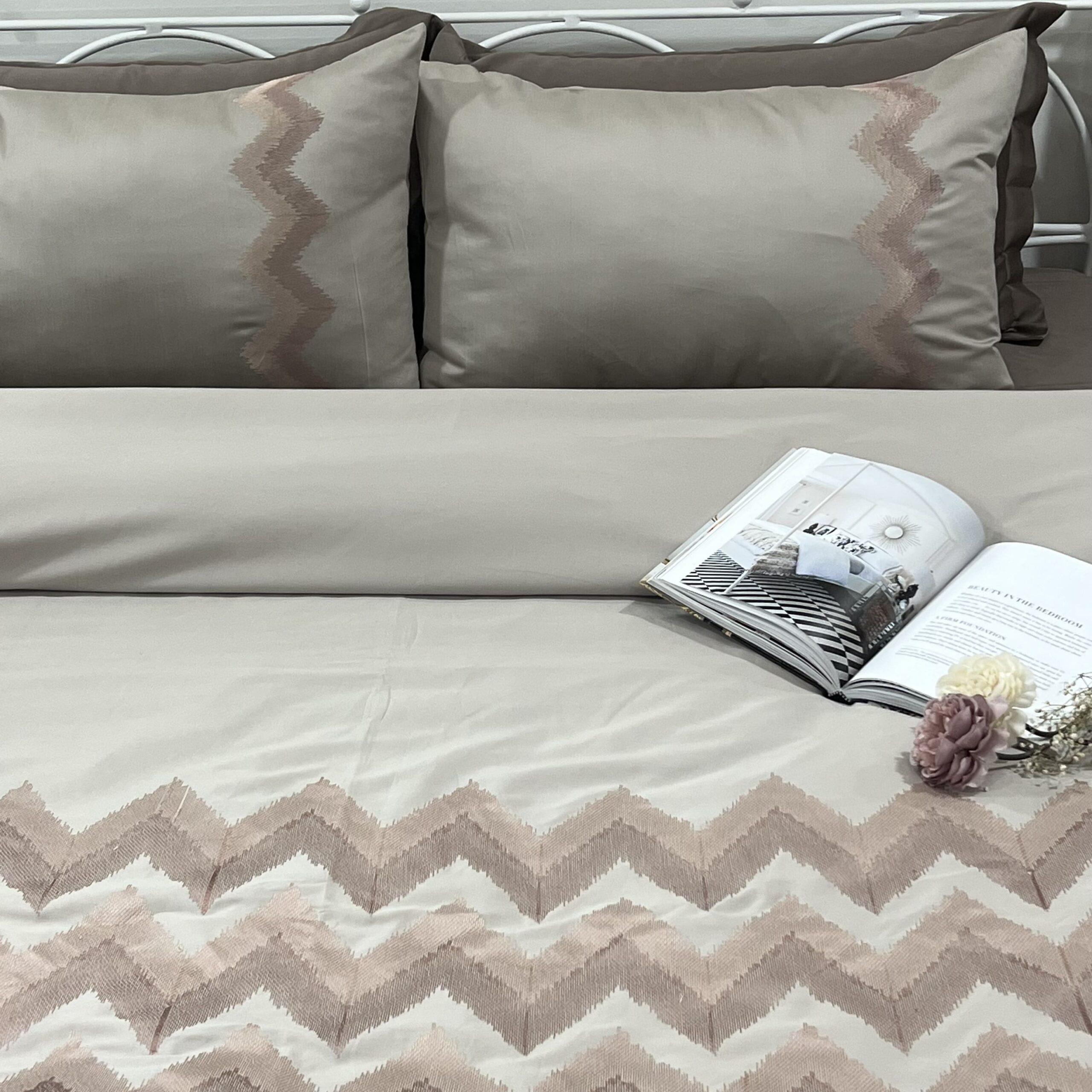 Crest Beige Syona Duvet Cover Set