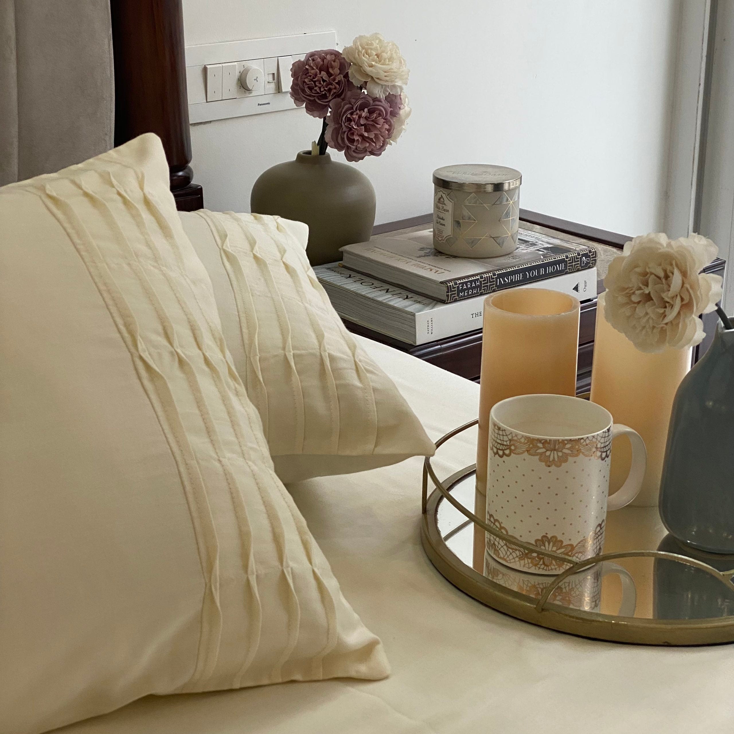 Ivory Tetra Pleat Bedsheet