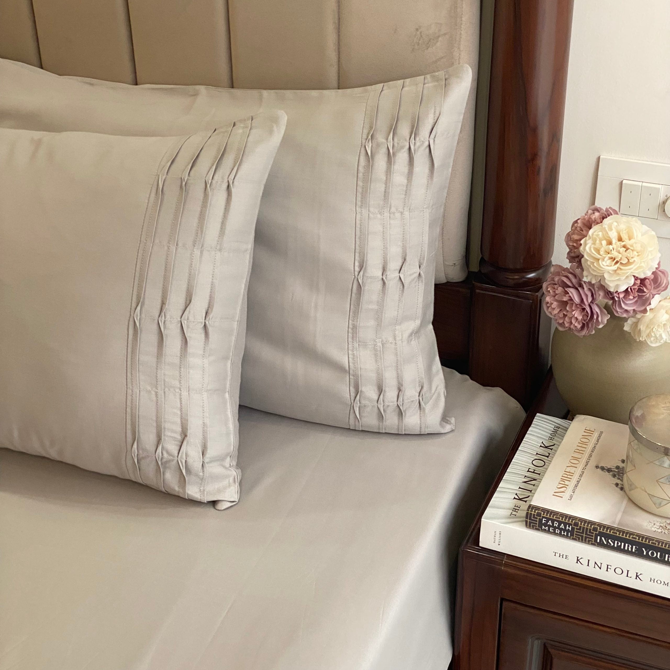 Sandstone Grey Tetra Pleat Bedsheet