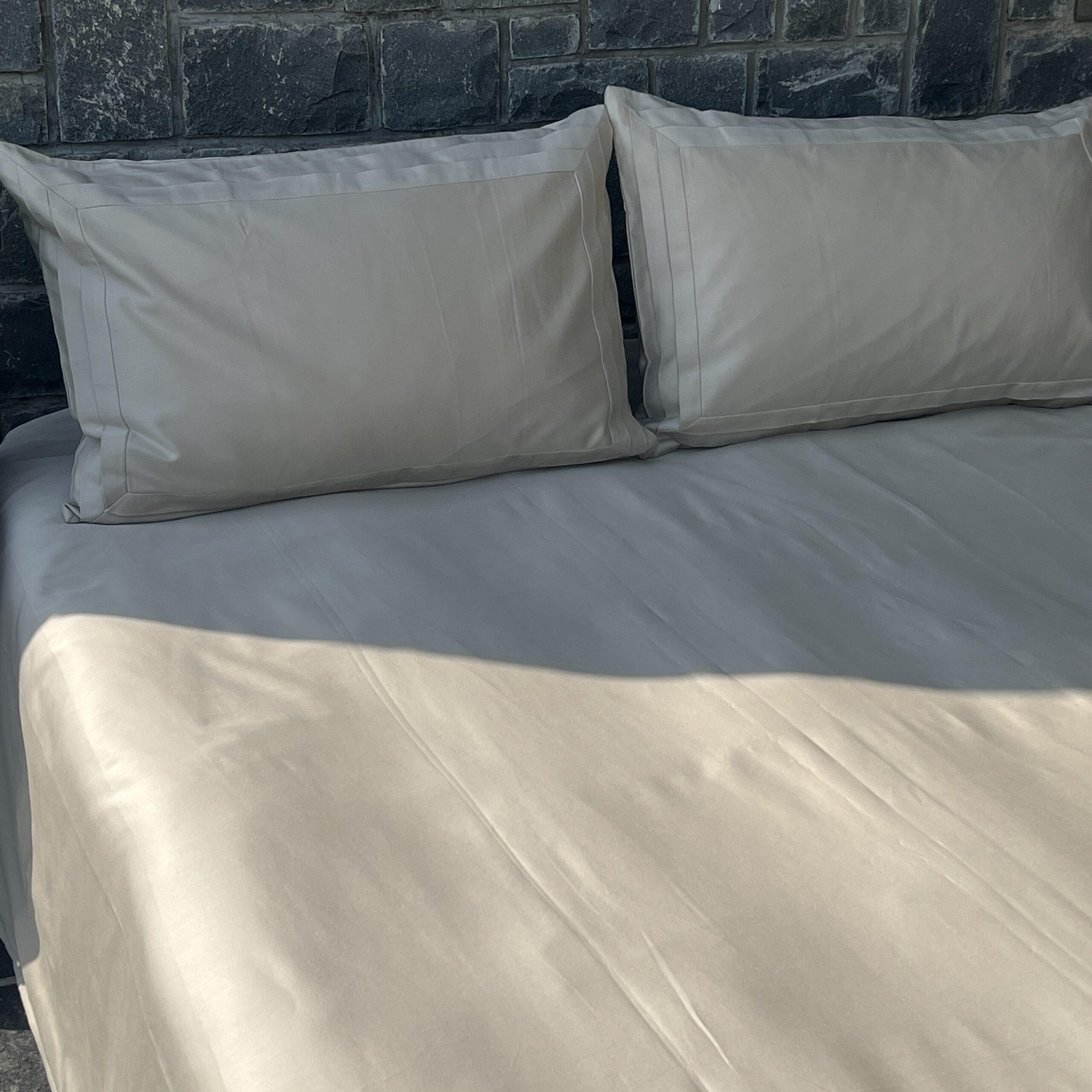 Tri-pleat Beige Bedsheet Set