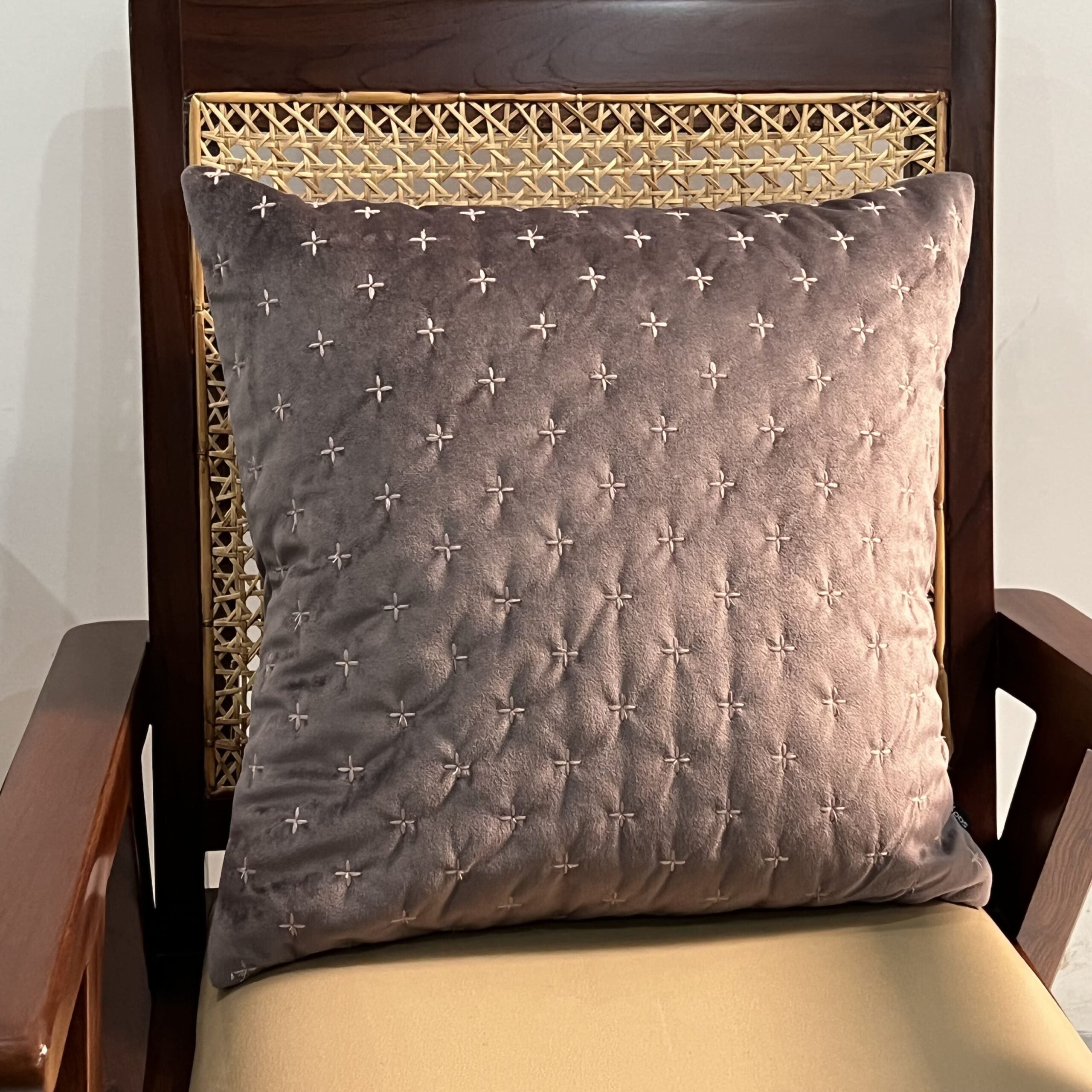 Decorative Sparkle Mousse Velvet Cushion Cover 16x16