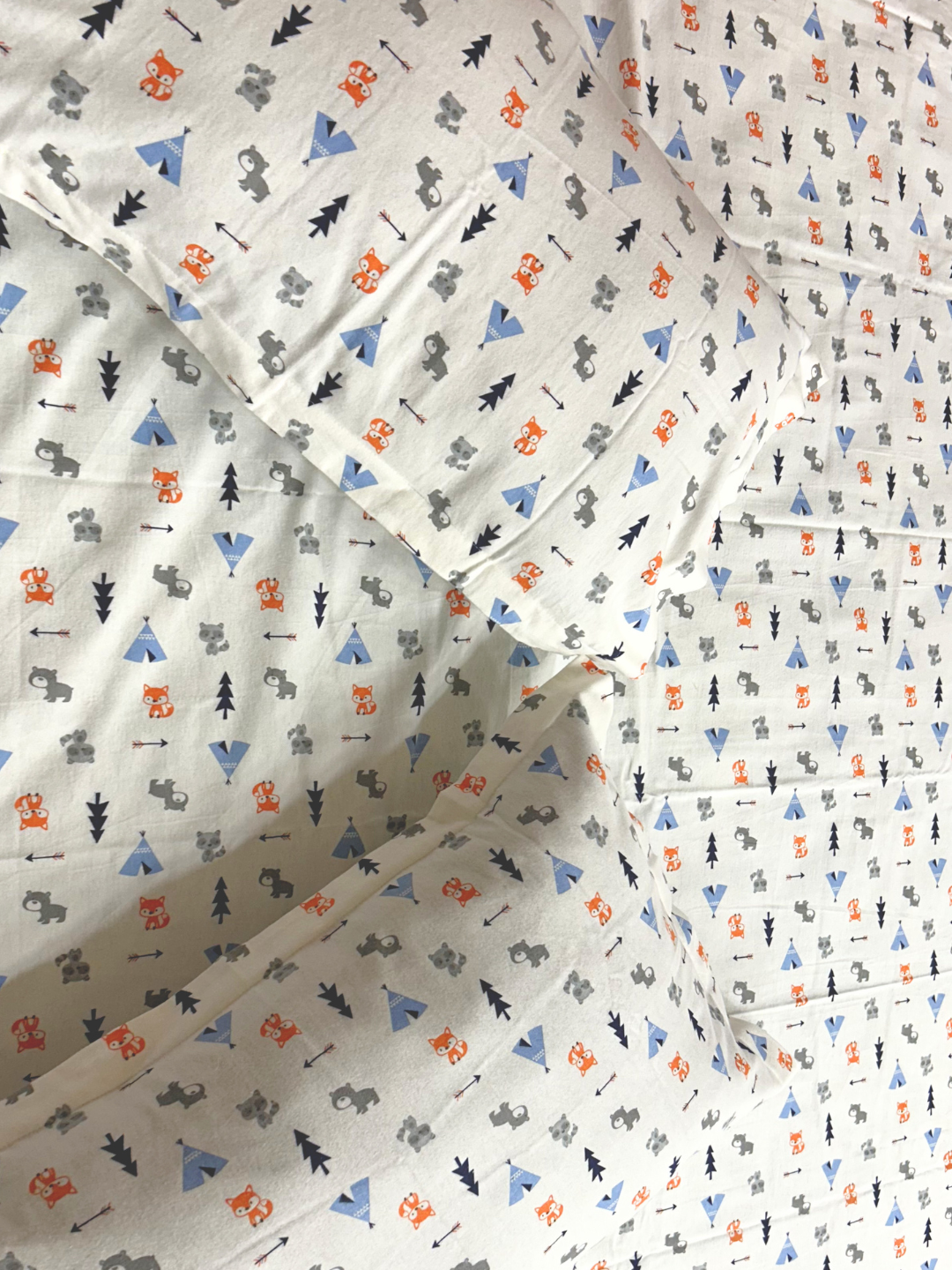 Happy Campers Ivory Printed Cotton Kids Bedsheet Set