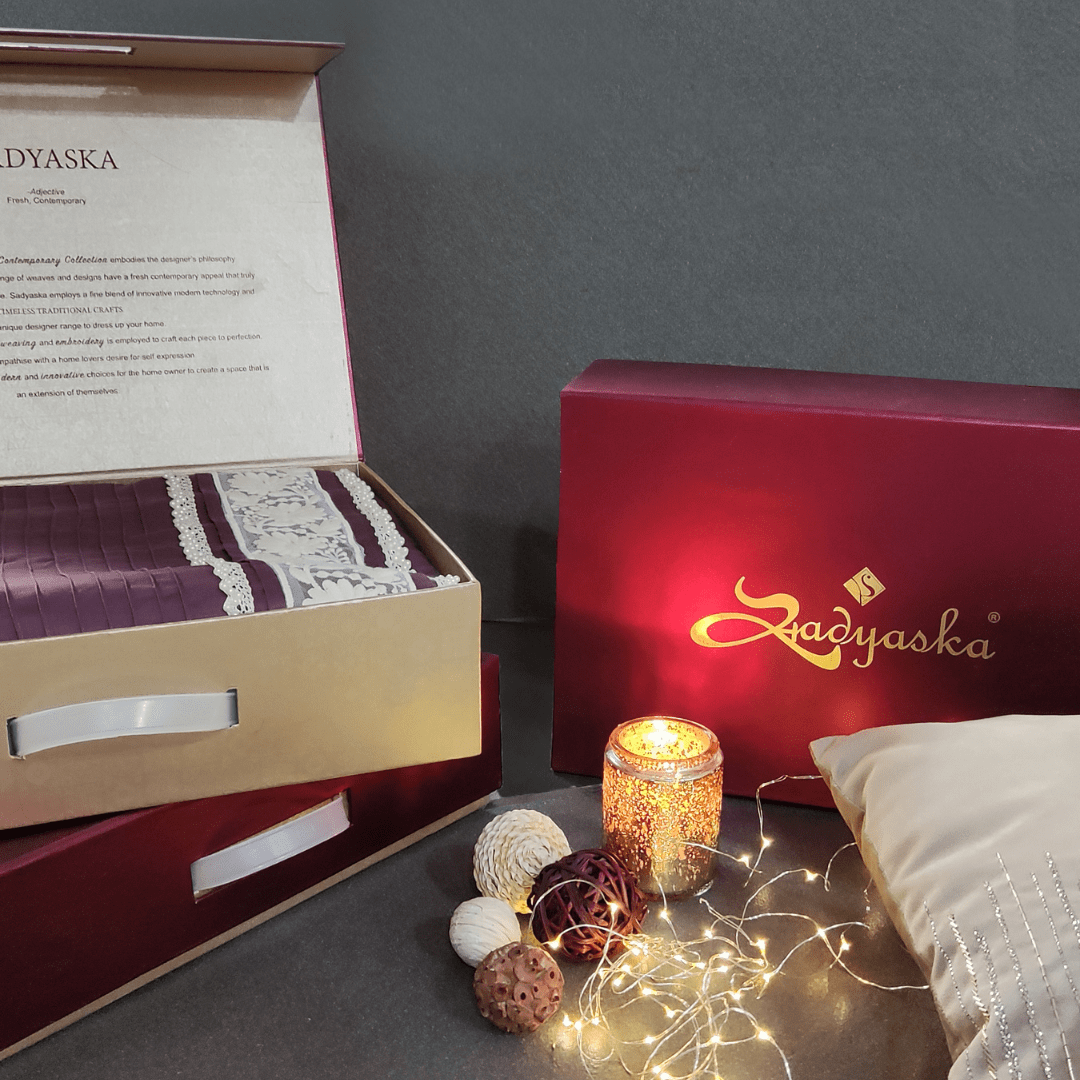 Classic Maroon Magnetic Gift Box