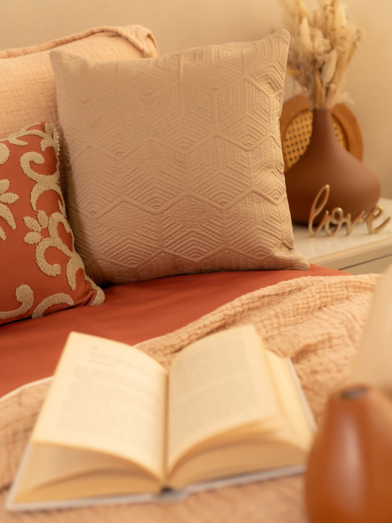 Peach Meraki Cotton Woven Bedding Gift Set (10 PC Set)