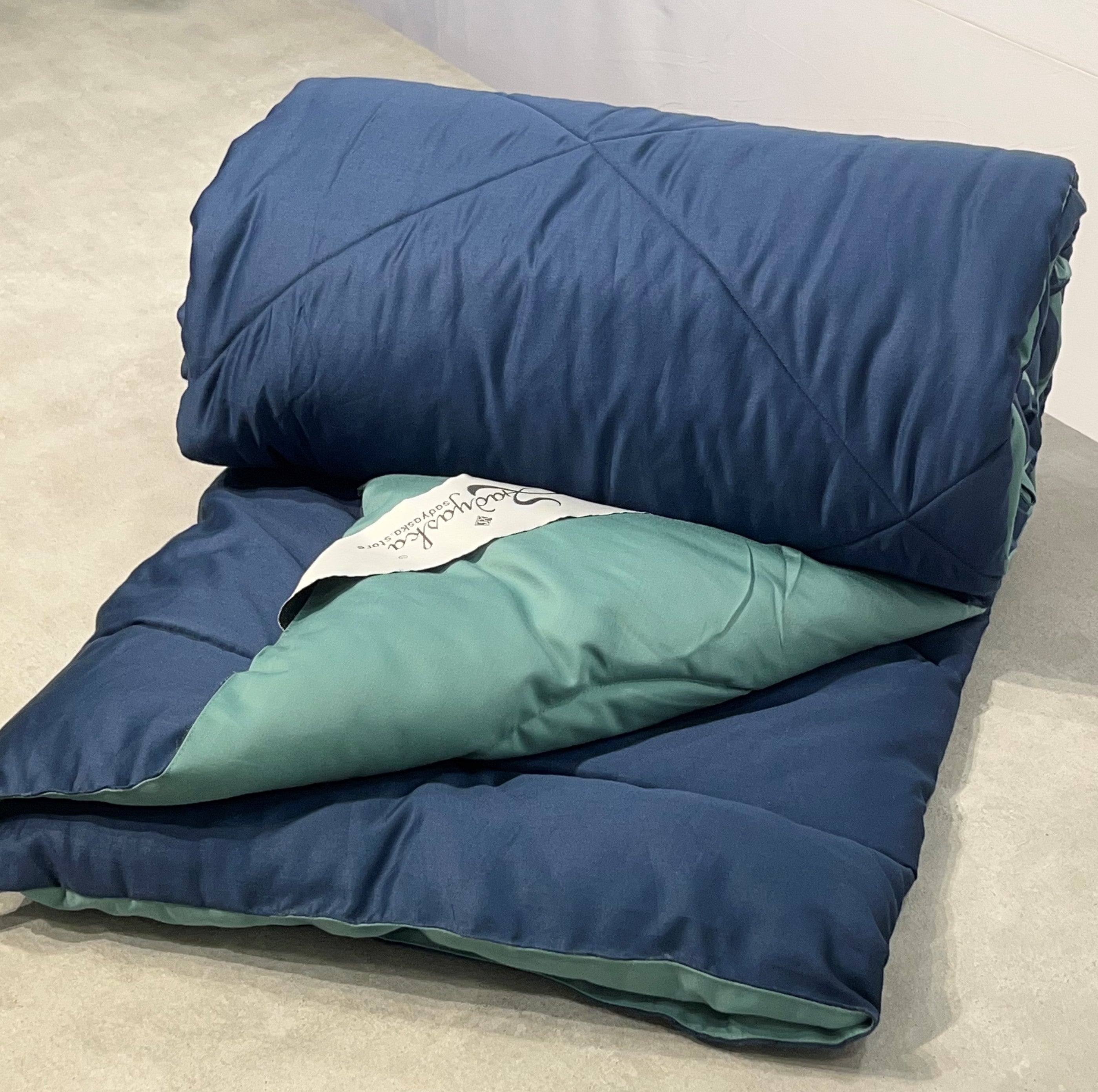 Navy and Turquoise 1000TC Cotton Rich Reversible Downfill Quilt