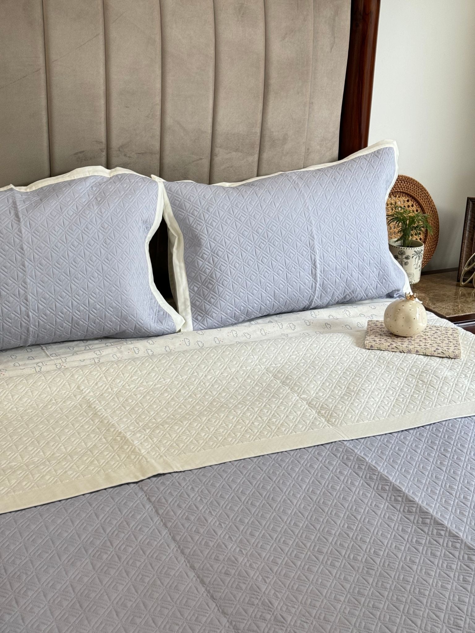 Nadire Smoke Blue and Ivory Cotton Reversible Bedspread