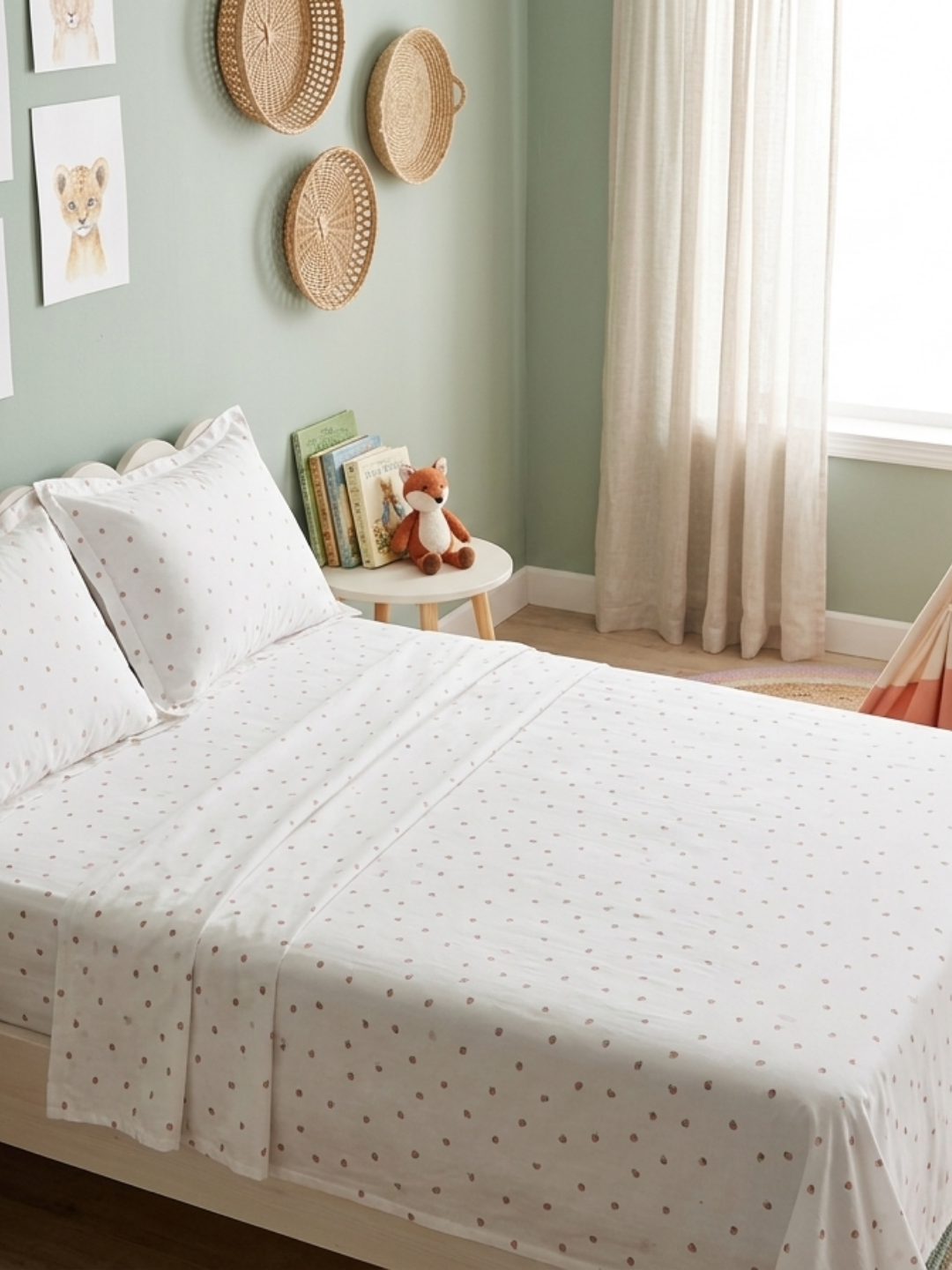 Pink Berry Ivory Printed Cotton Kids Bedsheet Set