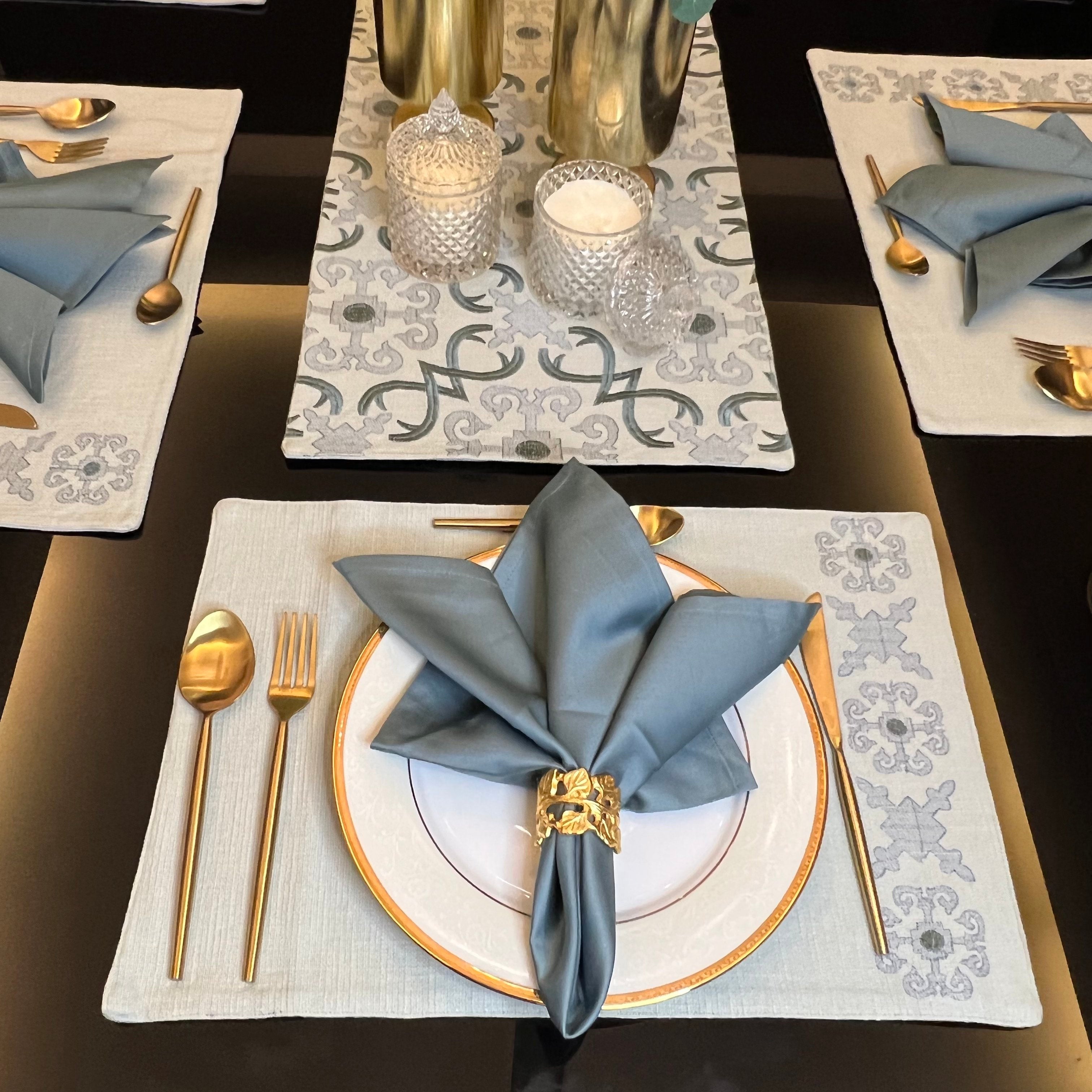 Geo Sage Green Table Linen - Set of 2 Placemats & 2 Napkins