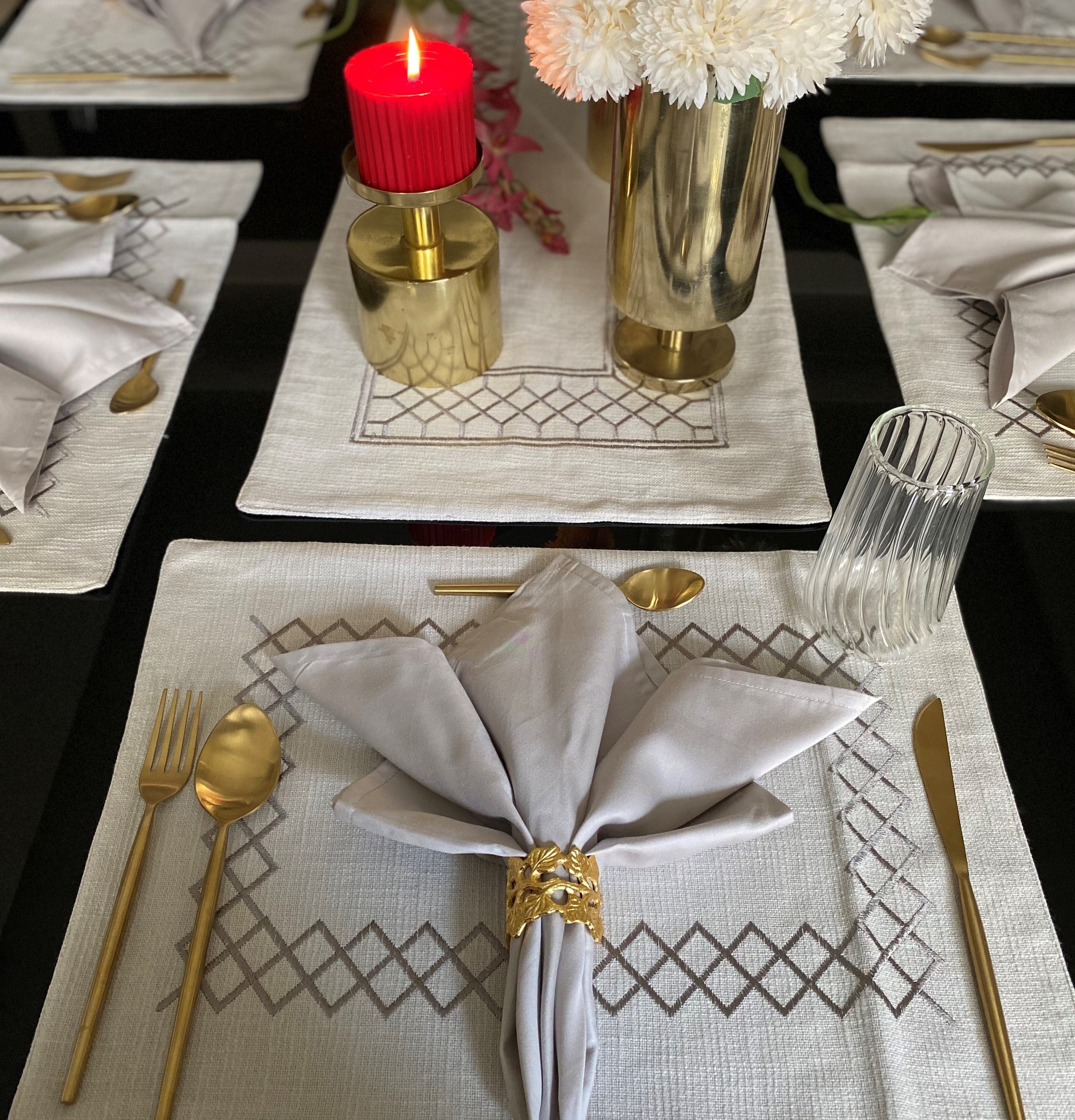 Zigzag Grey Table Linen - Set of 2 Placemats & 2 Napkins