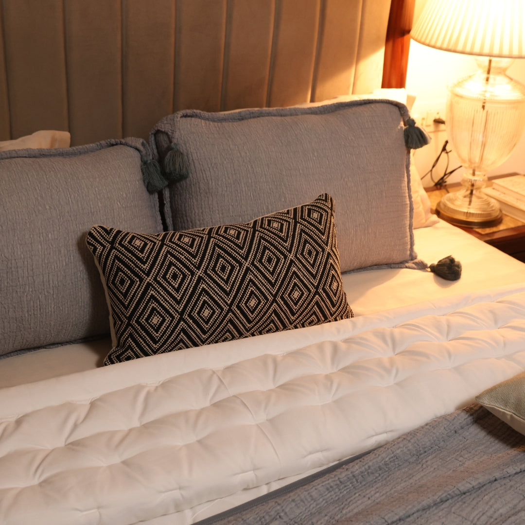 White Double Bed Reversible Heavy Winter Downfill Micro Peach Quilt