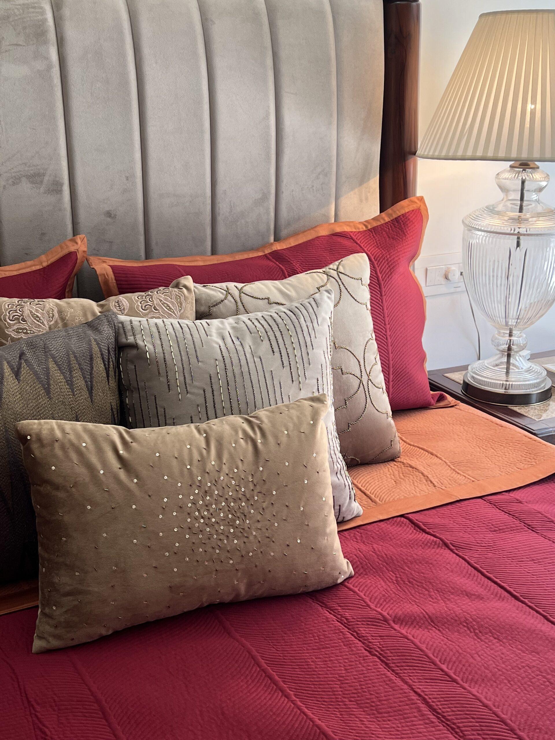 Maroon and Rust Rosette Cotton Reversible Bedspread