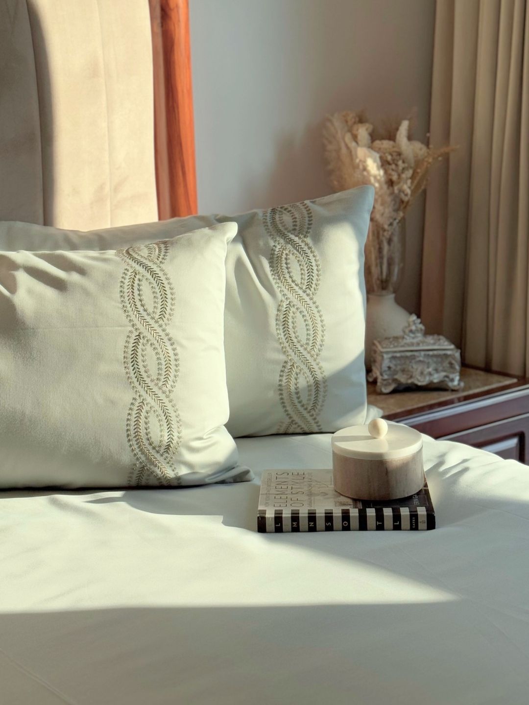1000TC Cotton Rich Lily Sage Green Syona Bedsheet Set