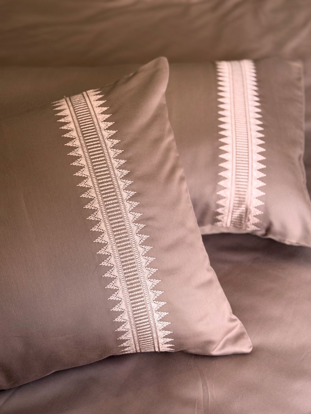1000TC Cotton Rich Mia Brandy Rose Syona Bedsheet Set