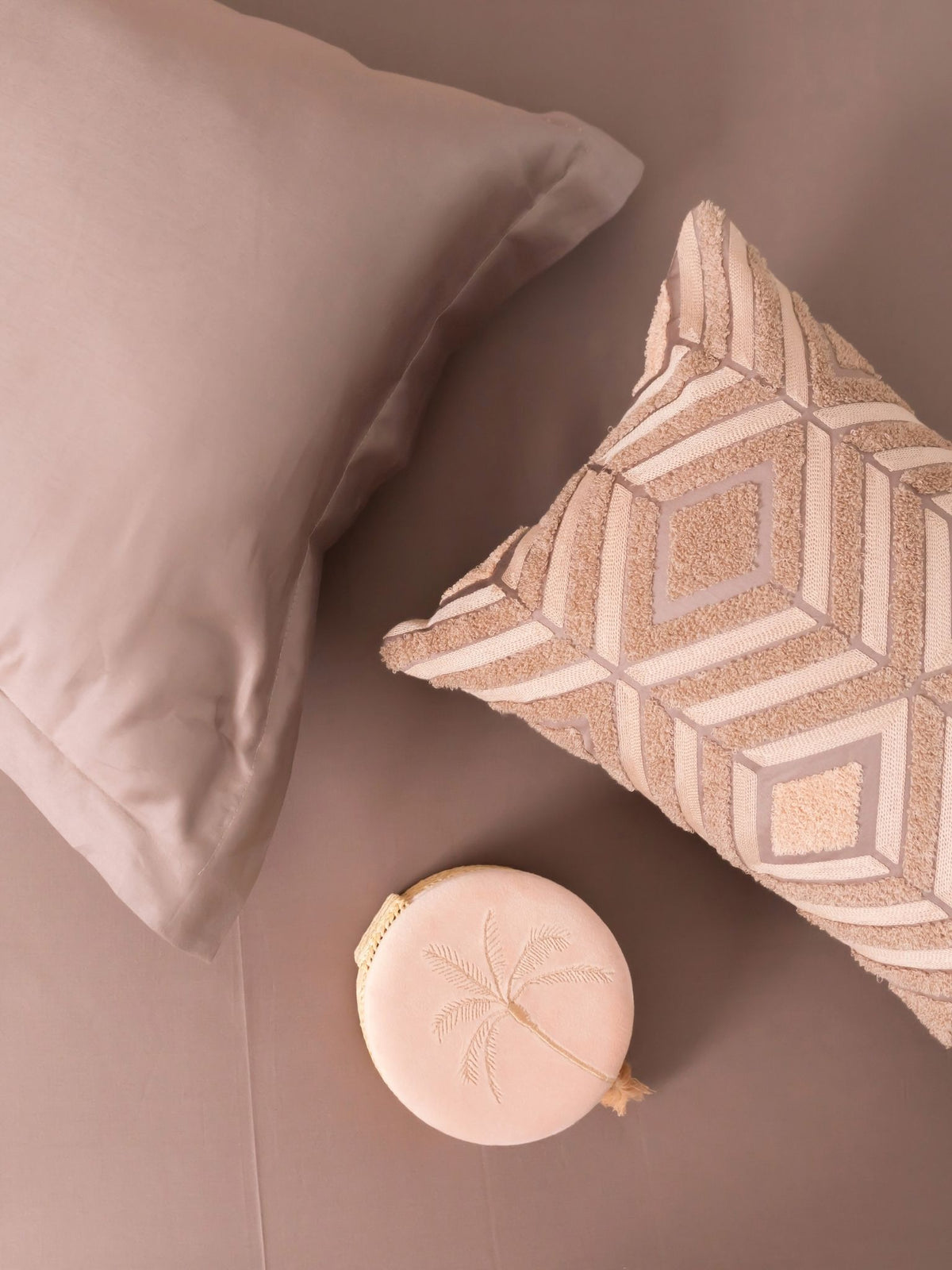 Diamora Taupe Treasure Bedsheet Set