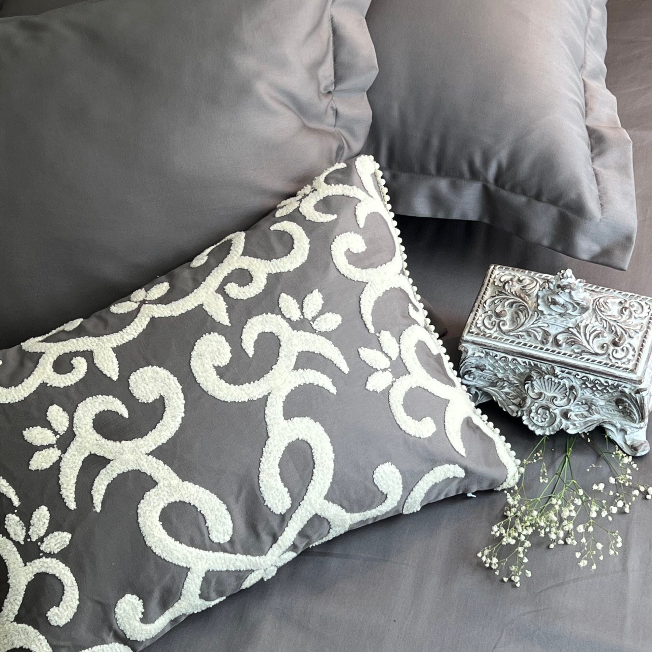 Glace Elephant Grey Treasure Bedsheet