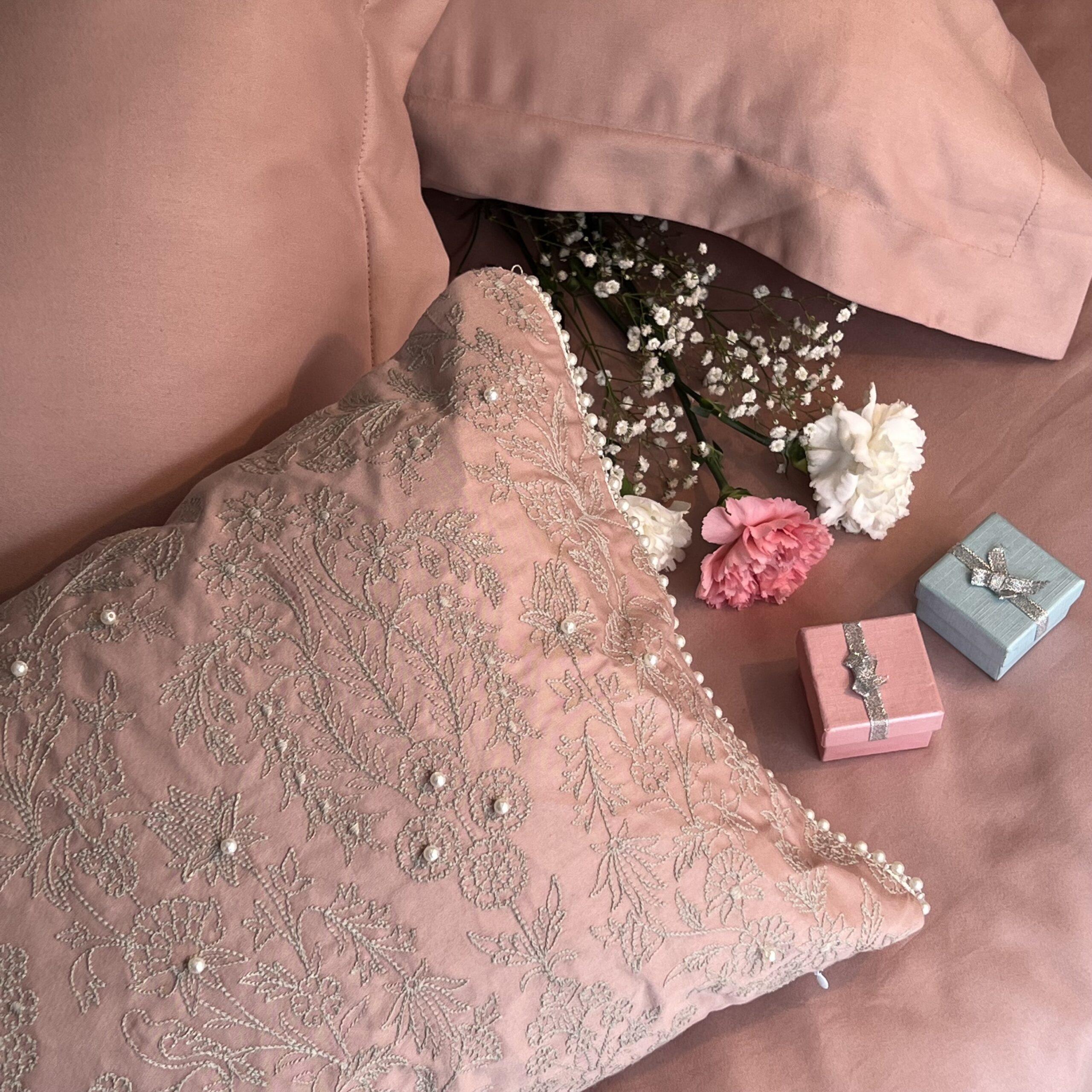 Paradise Rose Treasure Bedsheet