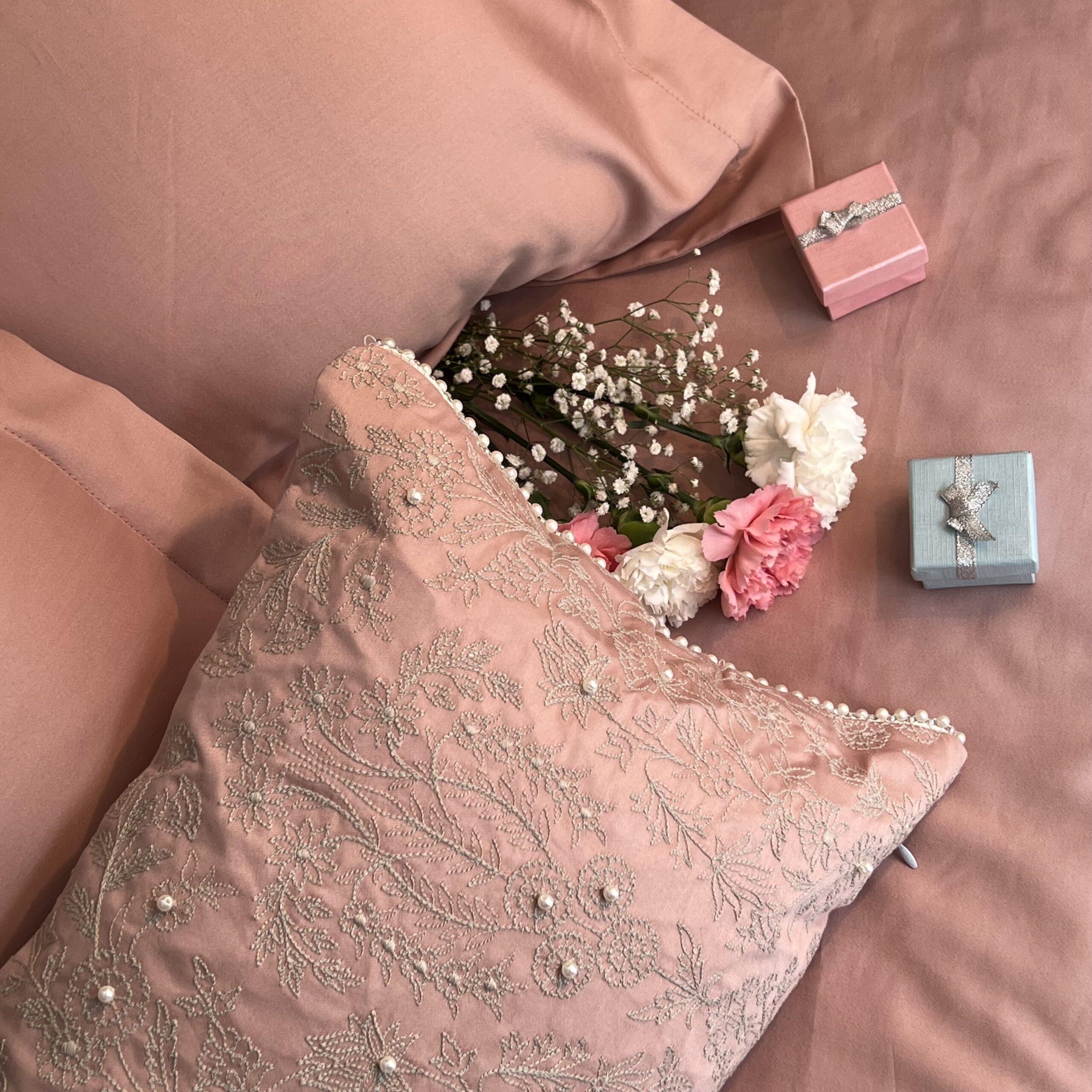 Paradise Rose Treasure Bedsheet