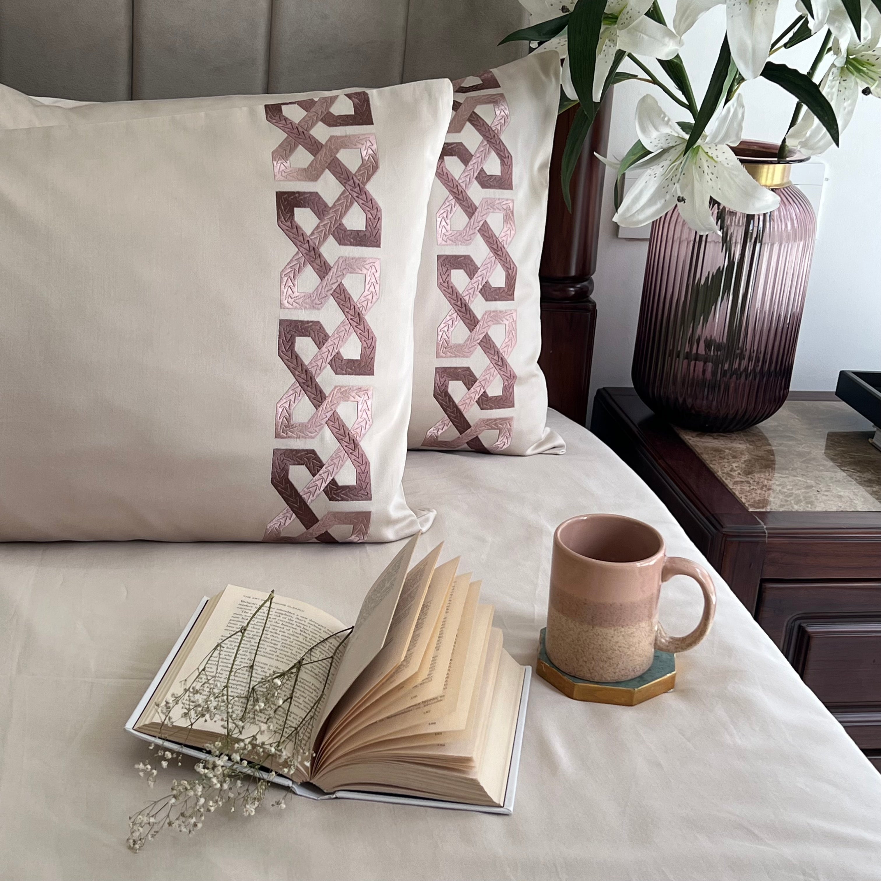 Alley Oats Beige Dreams Bedsheet