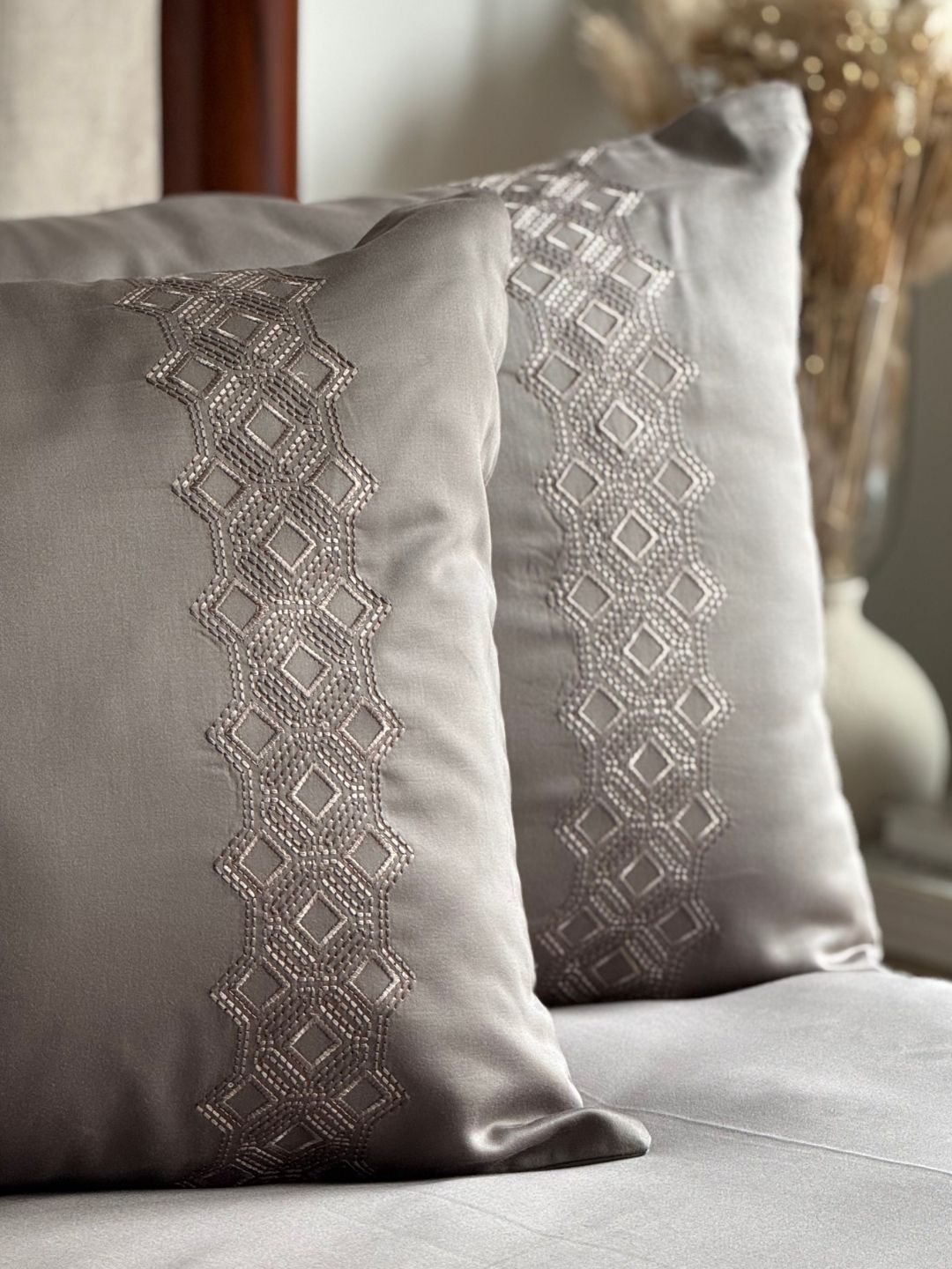 Cora Olive Grey Dreams Bedsheet Set