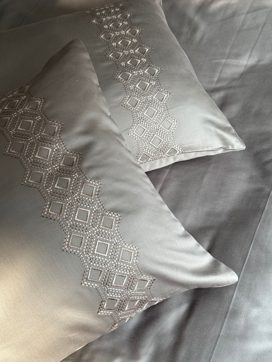 Cora Olive Grey Dreams Bedsheet Set