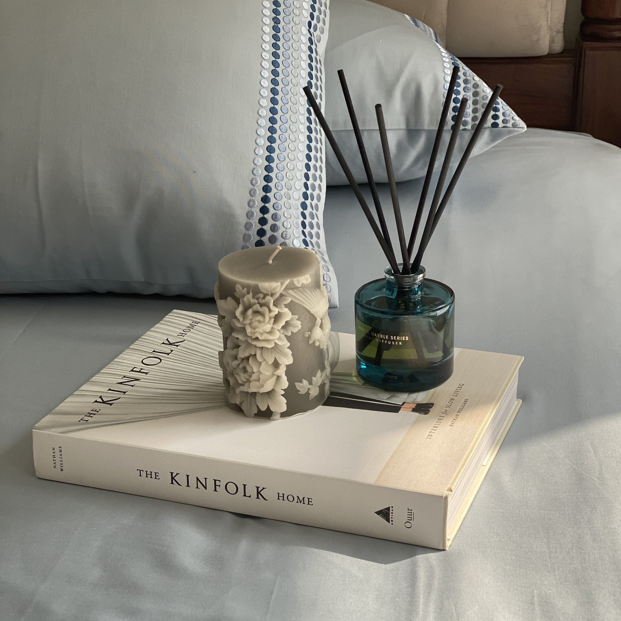 Dots Smoke Blue Dreams Bedsheet