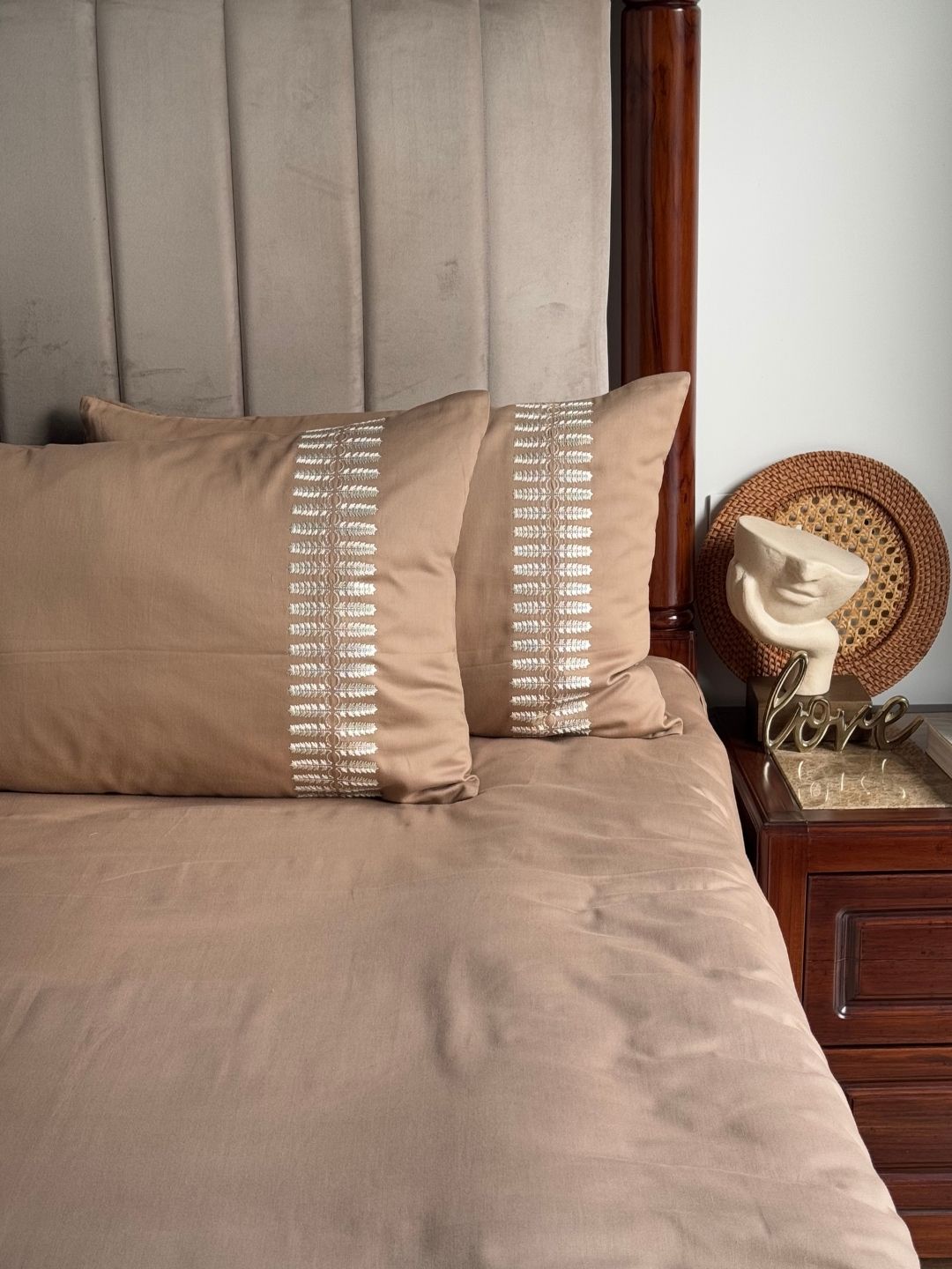 Elise Hazel Beige Dreams Bedsheet Set