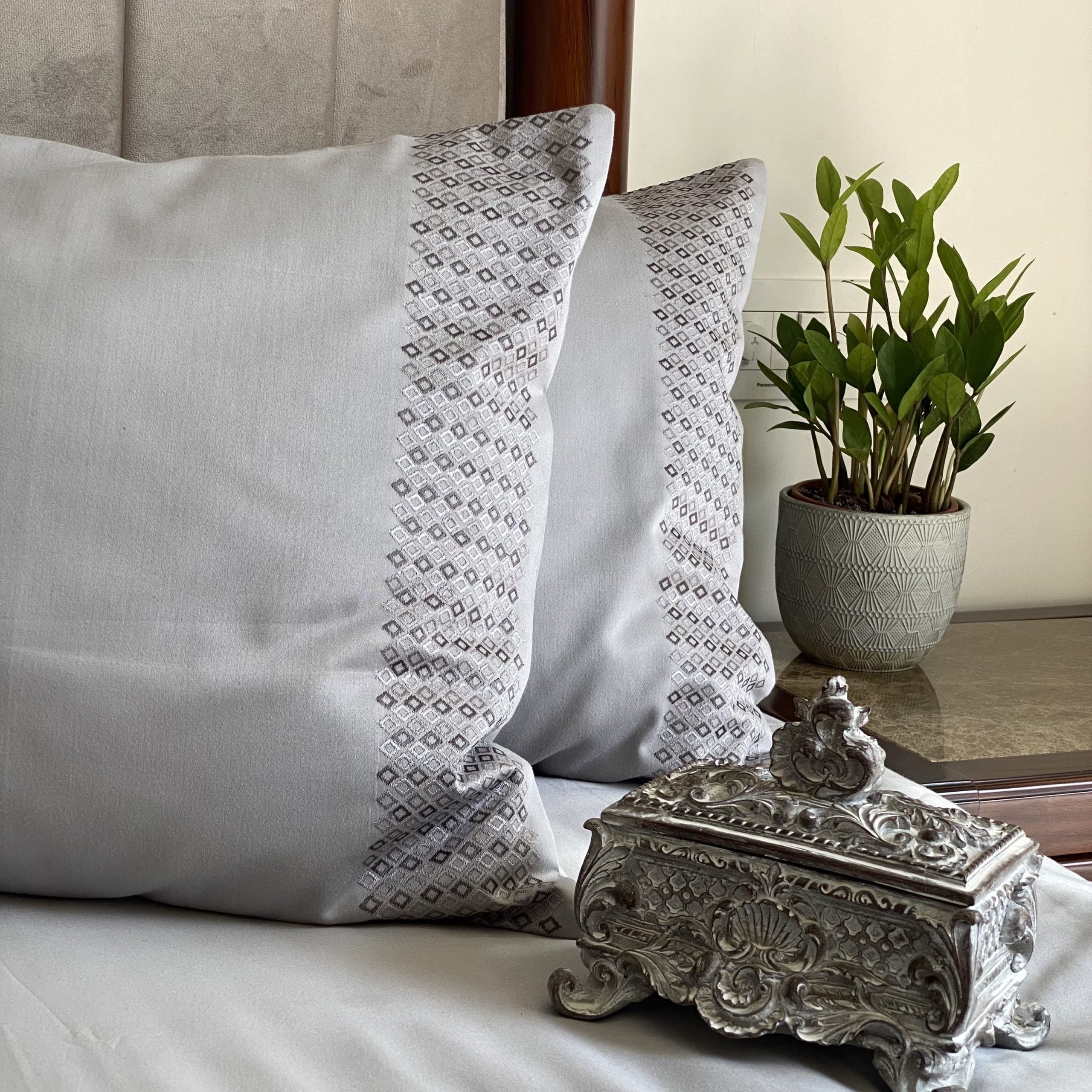 Jewel Sandstone Grey Dreams Bedsheet