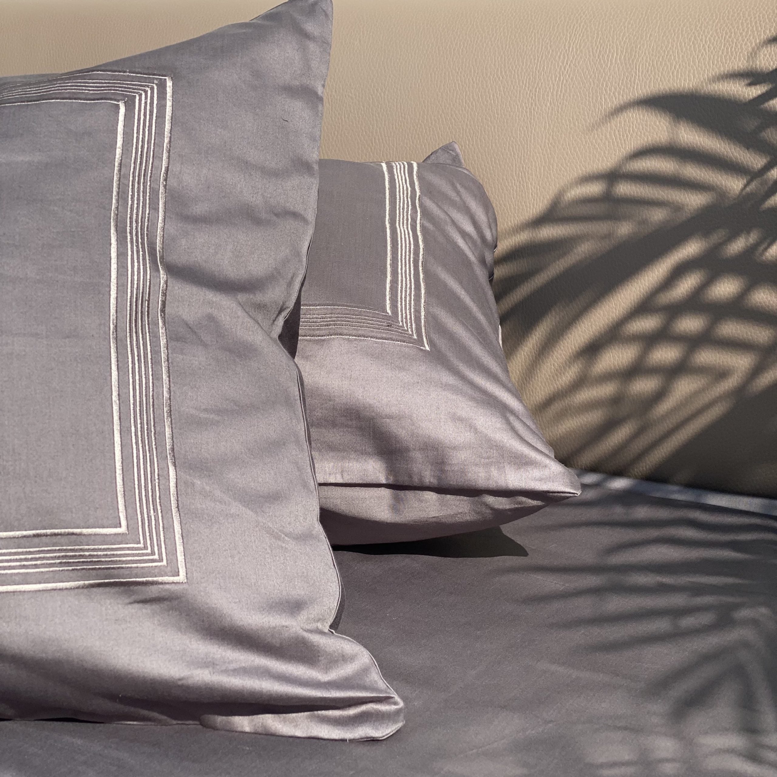 Linea Dark Grey Dreams Bedsheet