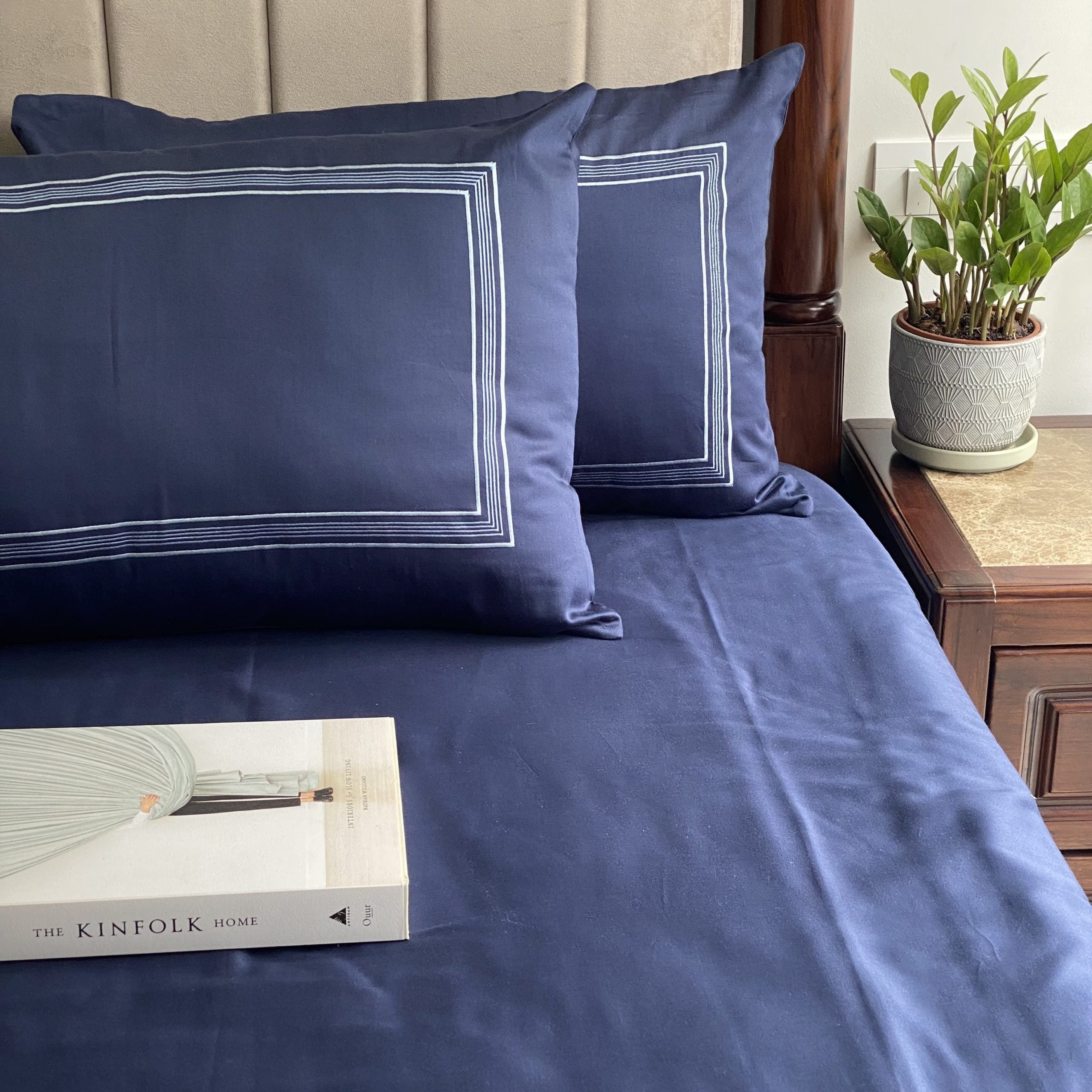 Linea Navy Dreams Bedsheet