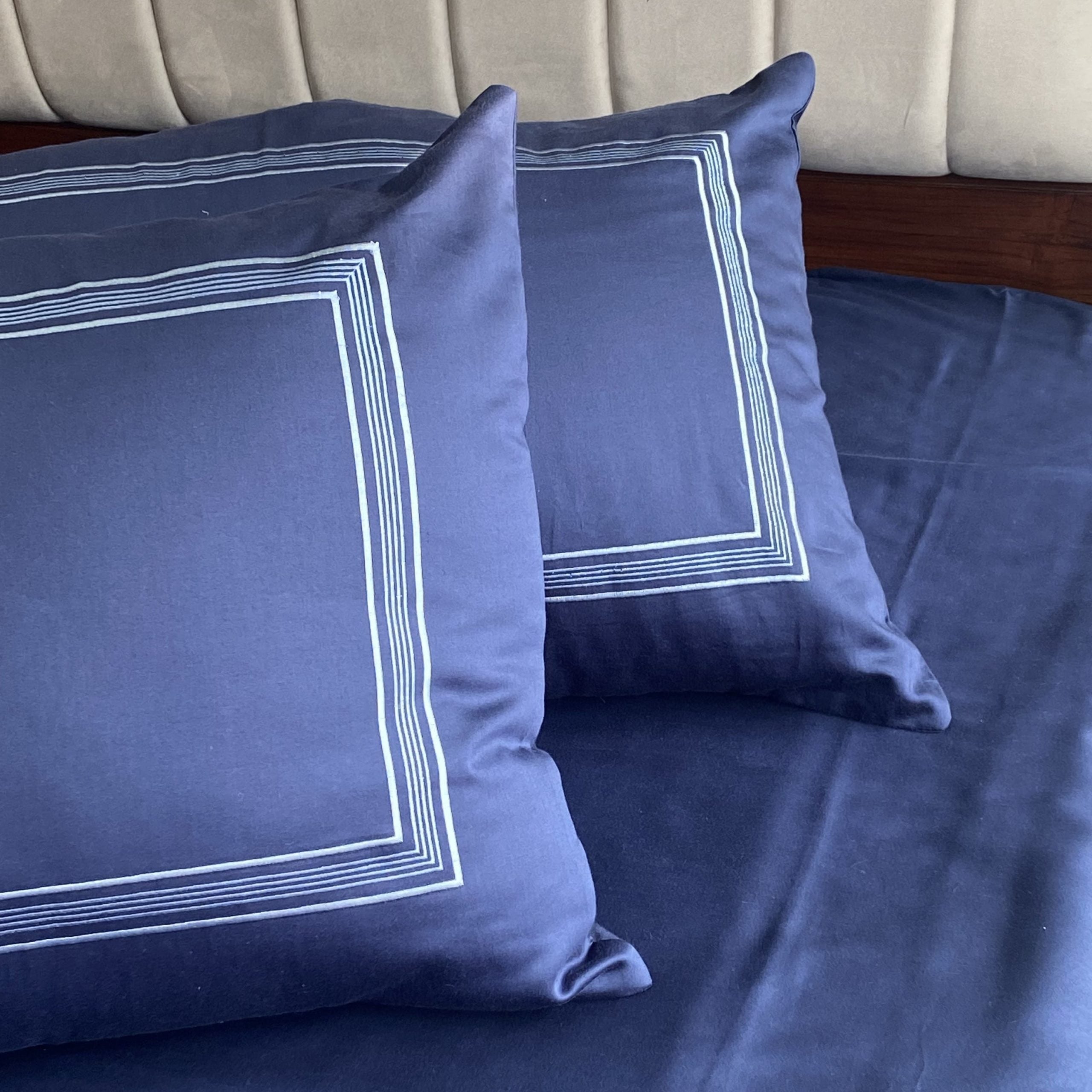 Linea Navy Dreams Bedsheet