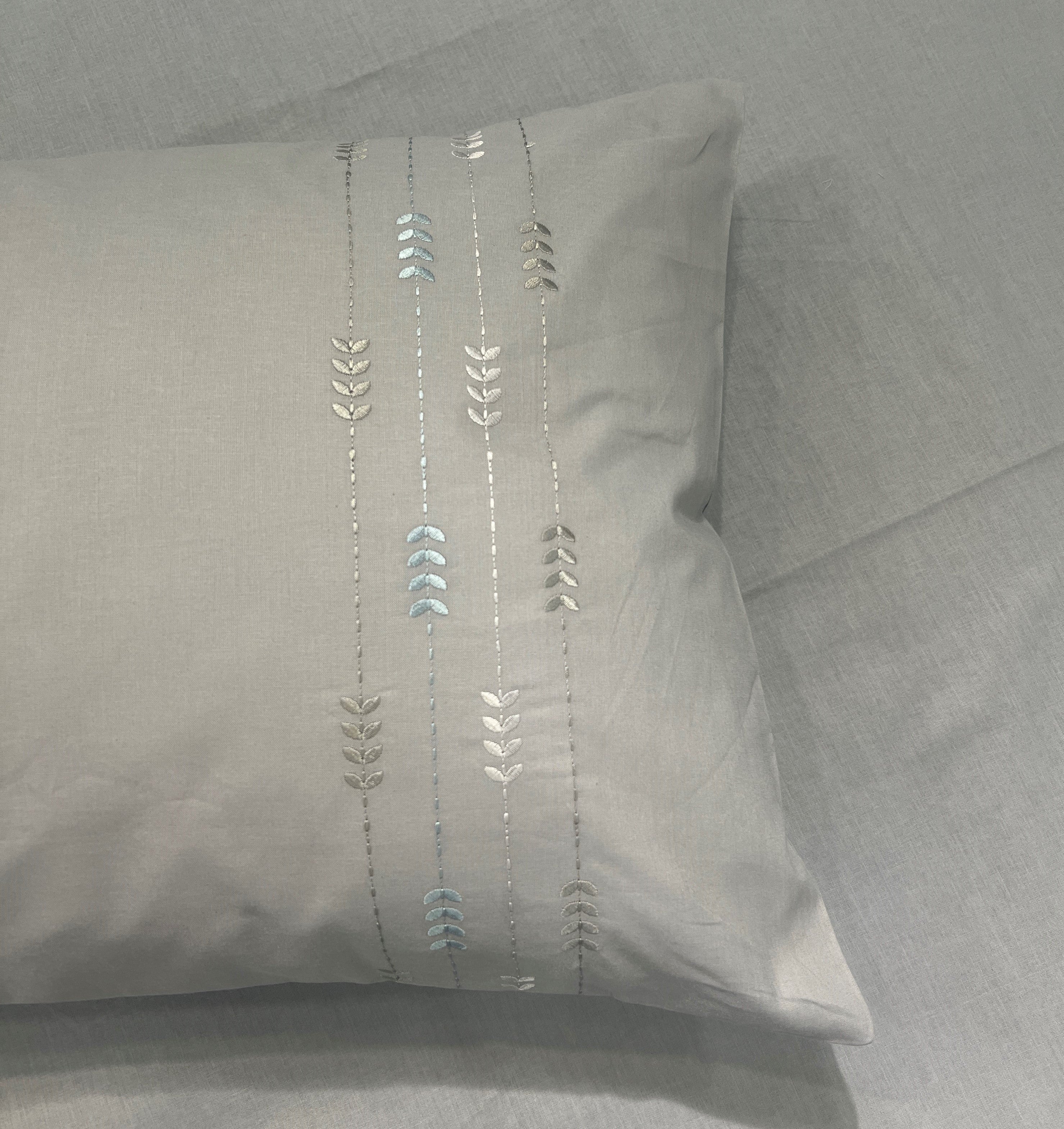 Petal Grey Cotton Bedsheet set