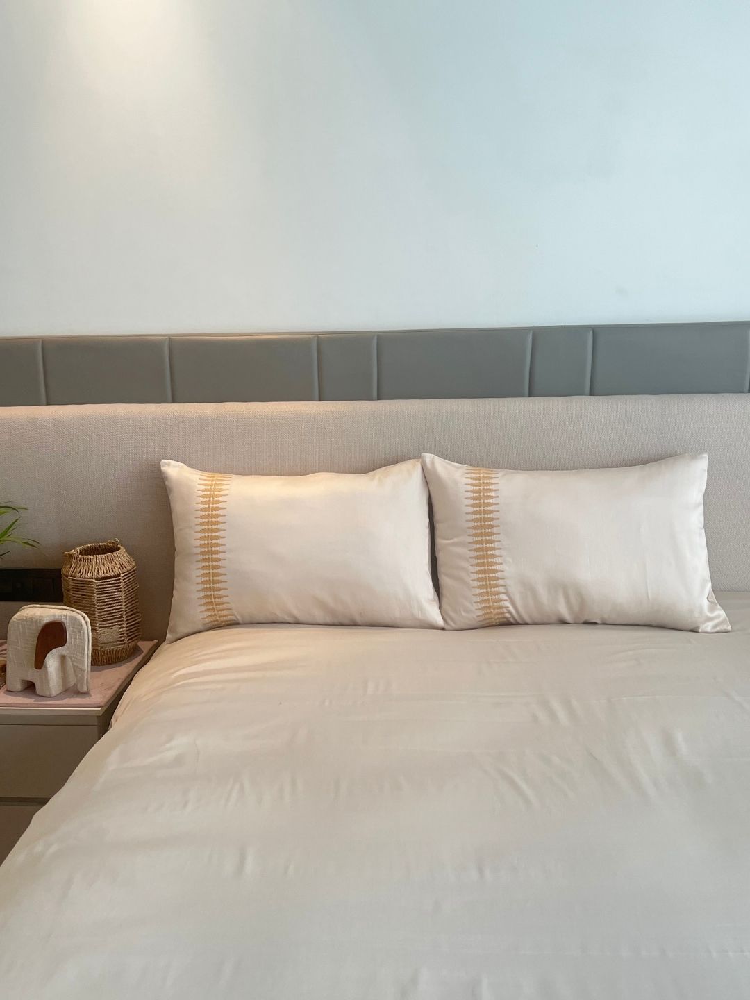 Stella Oats Beige Dreams Bedsheet Set