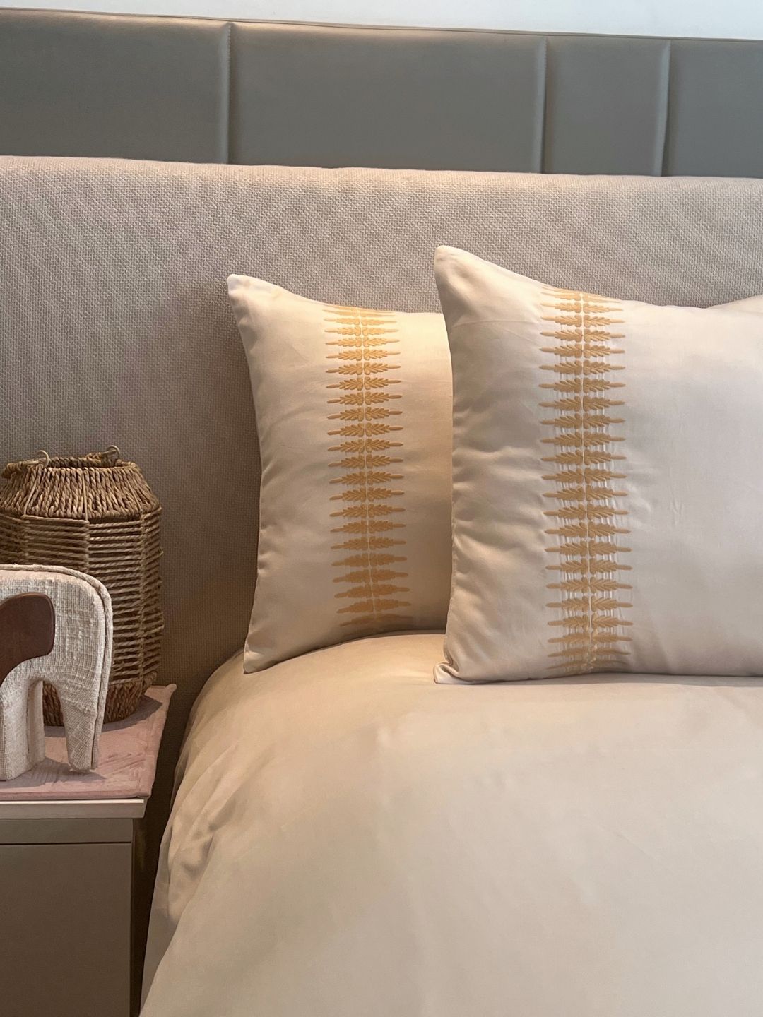 Stella Oats Beige Dreams Bedsheet Set