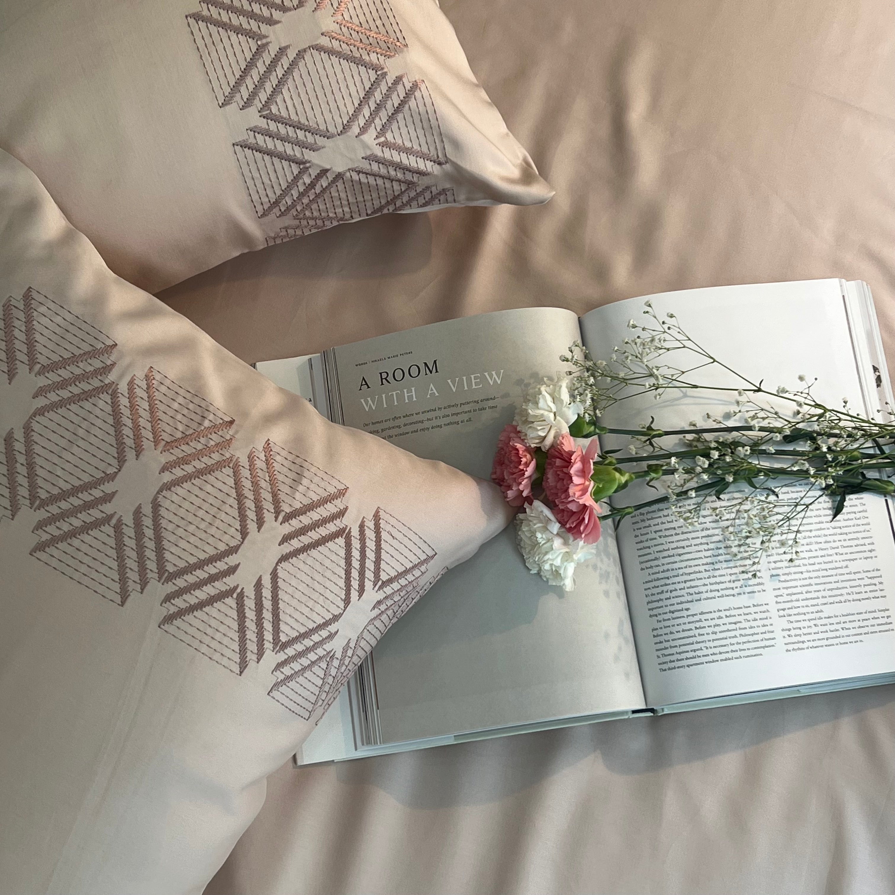 Vintage Buff Dreams Bedsheet