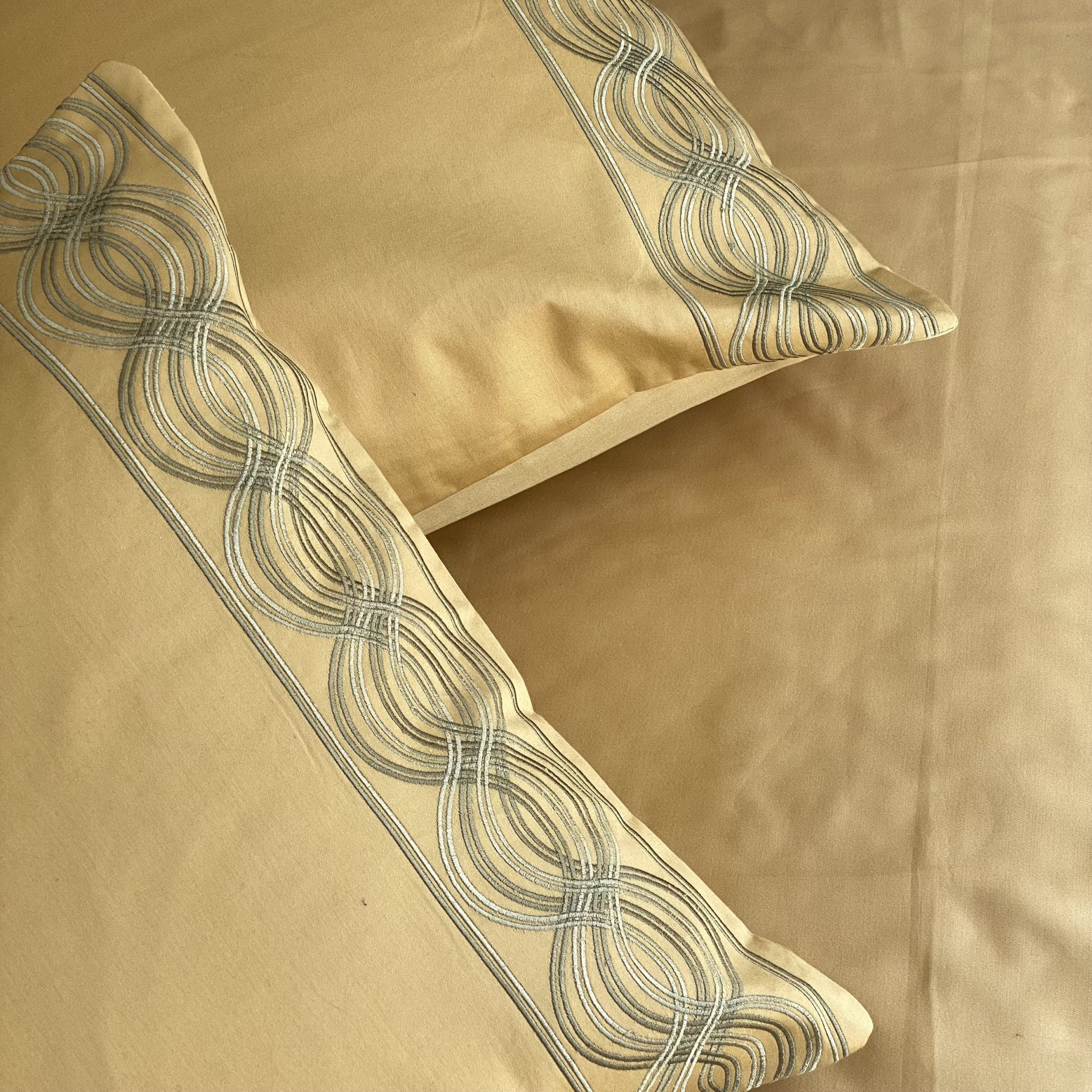 Wave Buttercup Yellow Dreams Bedsheet