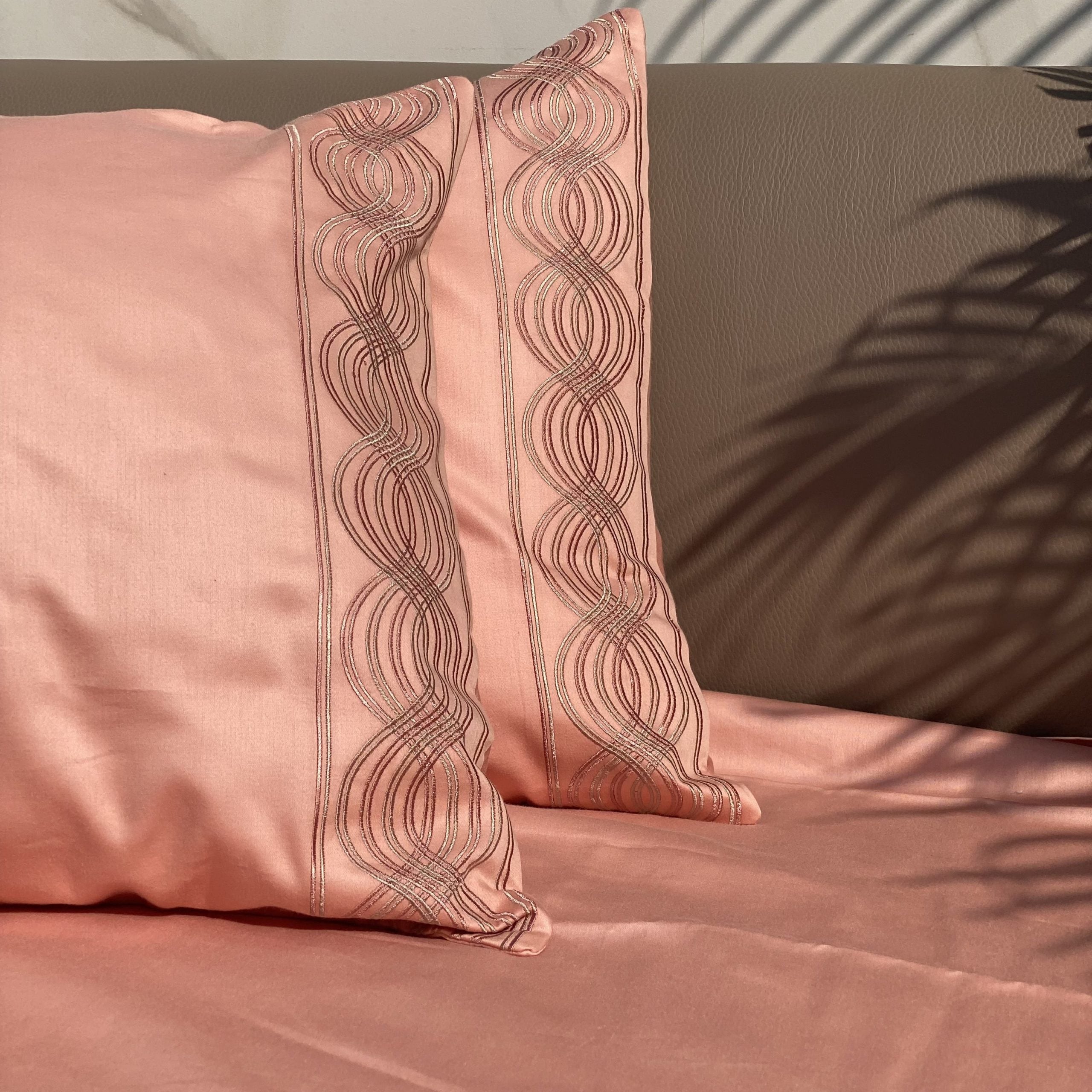 Wave Coral Dreams Bedsheet