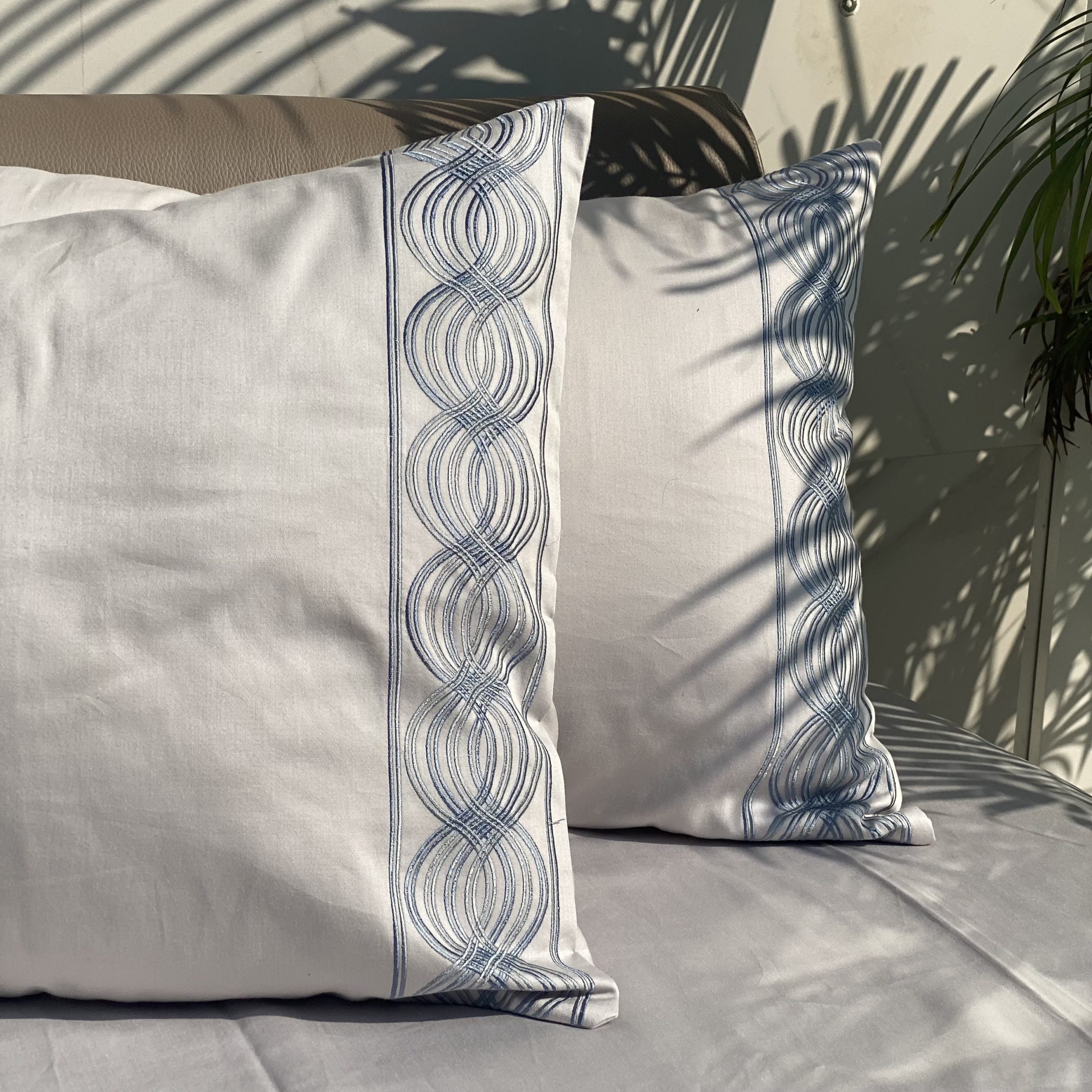 Wave Grey Dreams Bedsheet