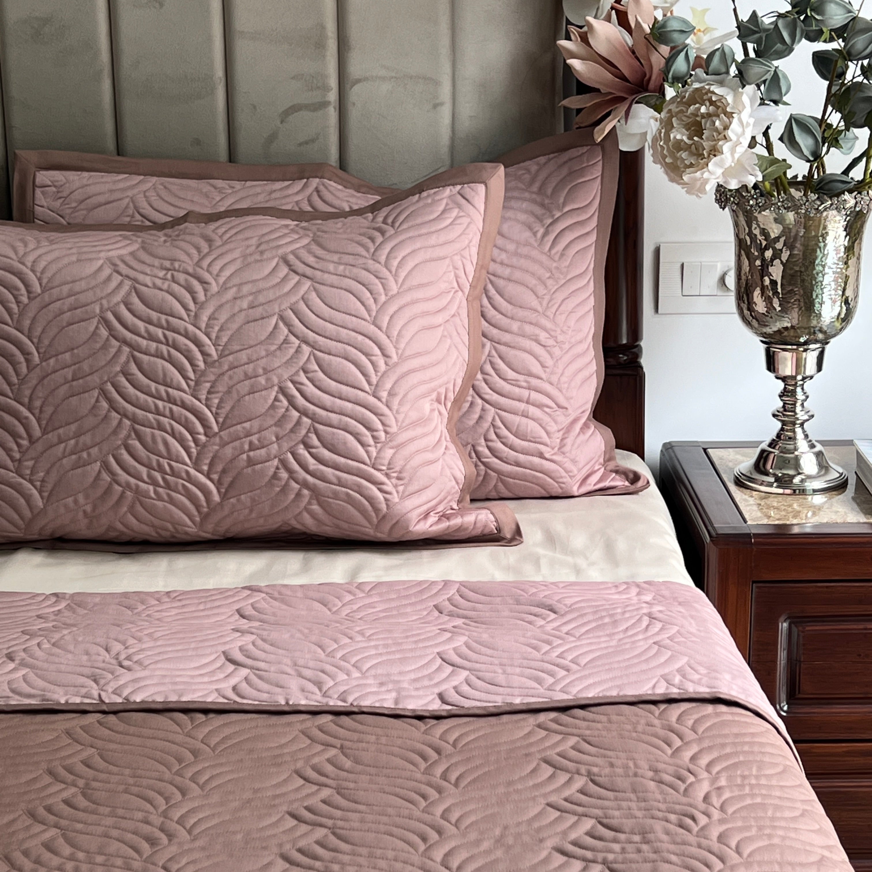 Quilted Brandy Rose and Old Rose Comber Reversible Bedspread