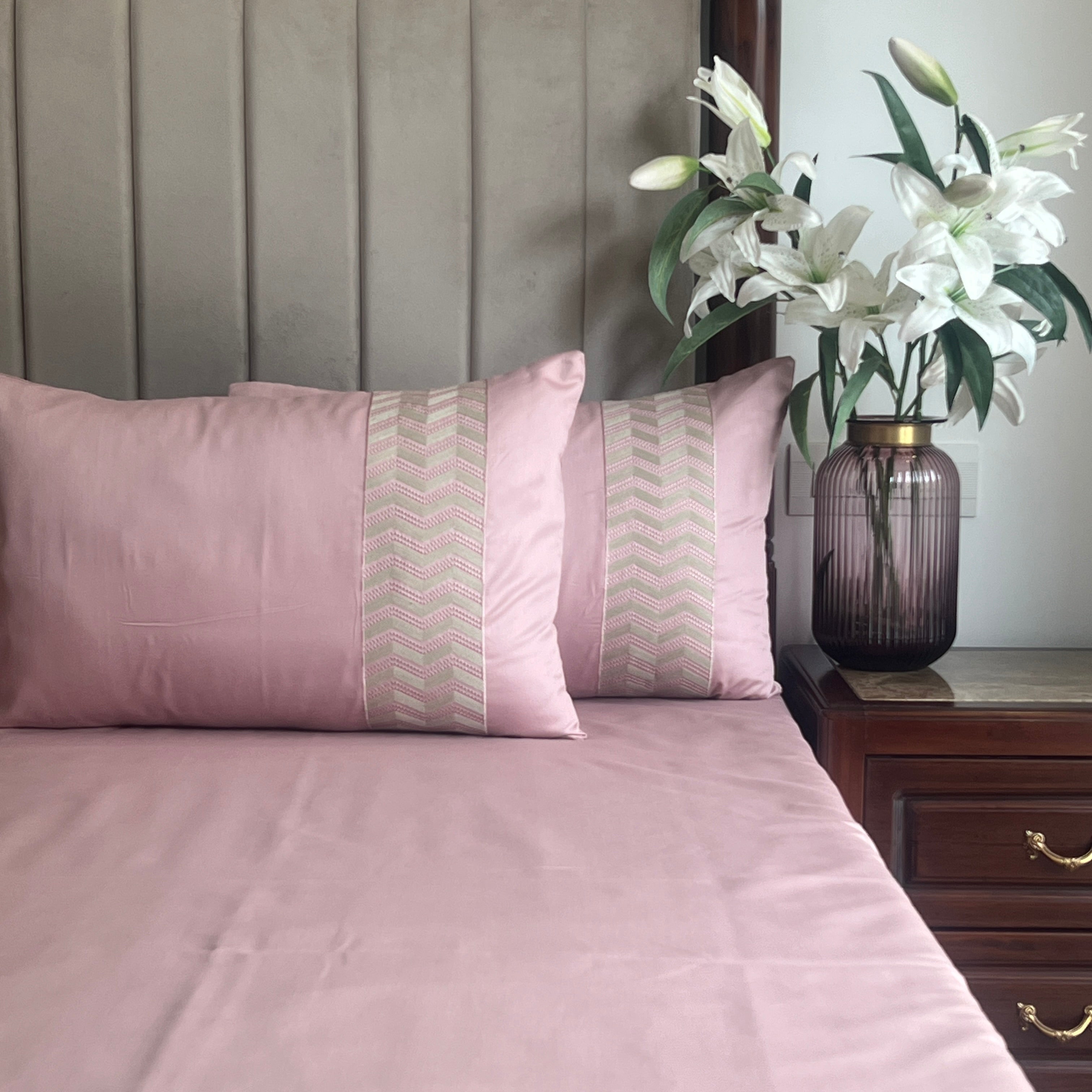 1000TC Cotton Rich Chevron Old Rose Syona Bedsheet Set