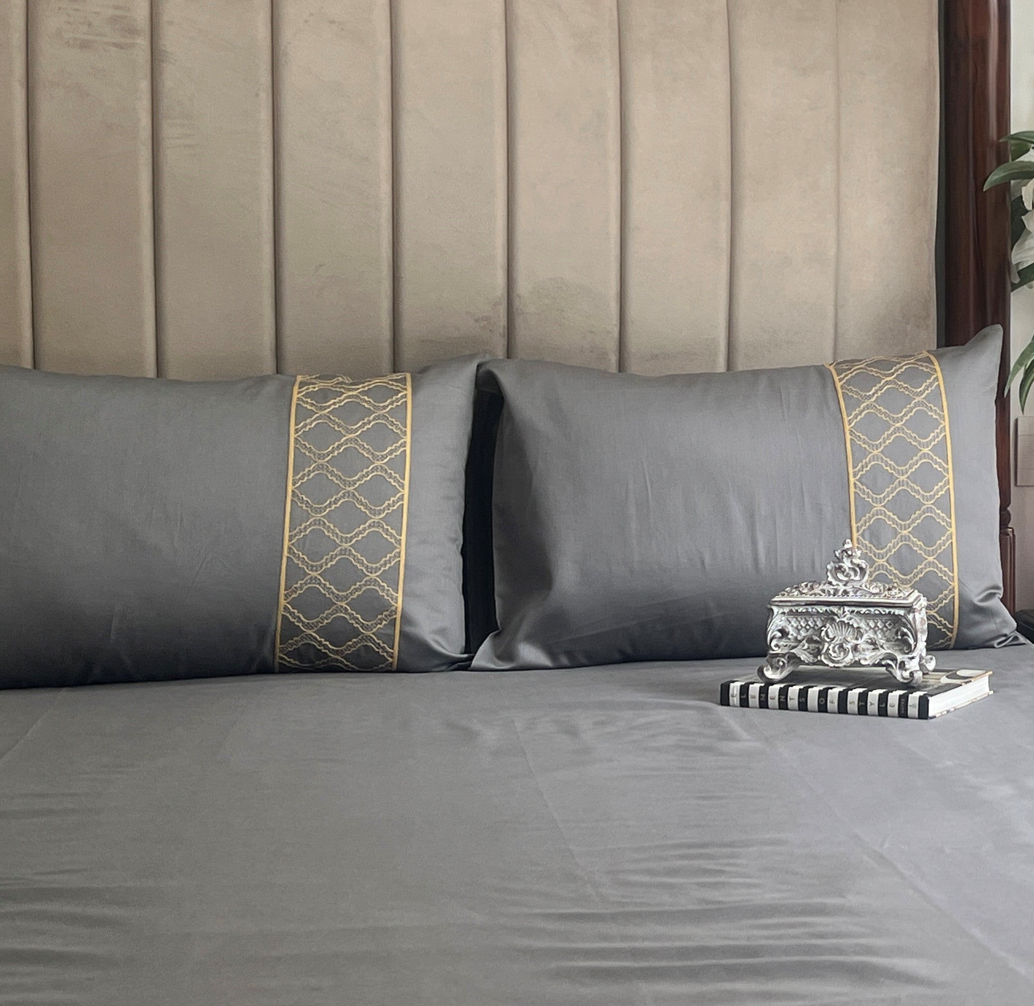 1000TC Cotton Rich Maroc Dark Grey Syona Bedsheet Set