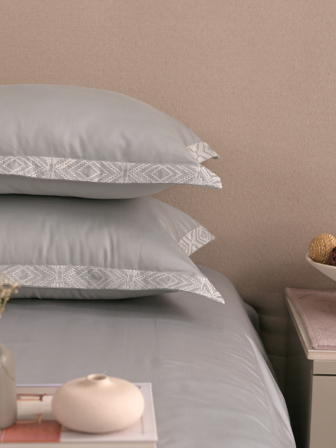 600TC Cotton Fablis Grey Beyond Bedsheet Set