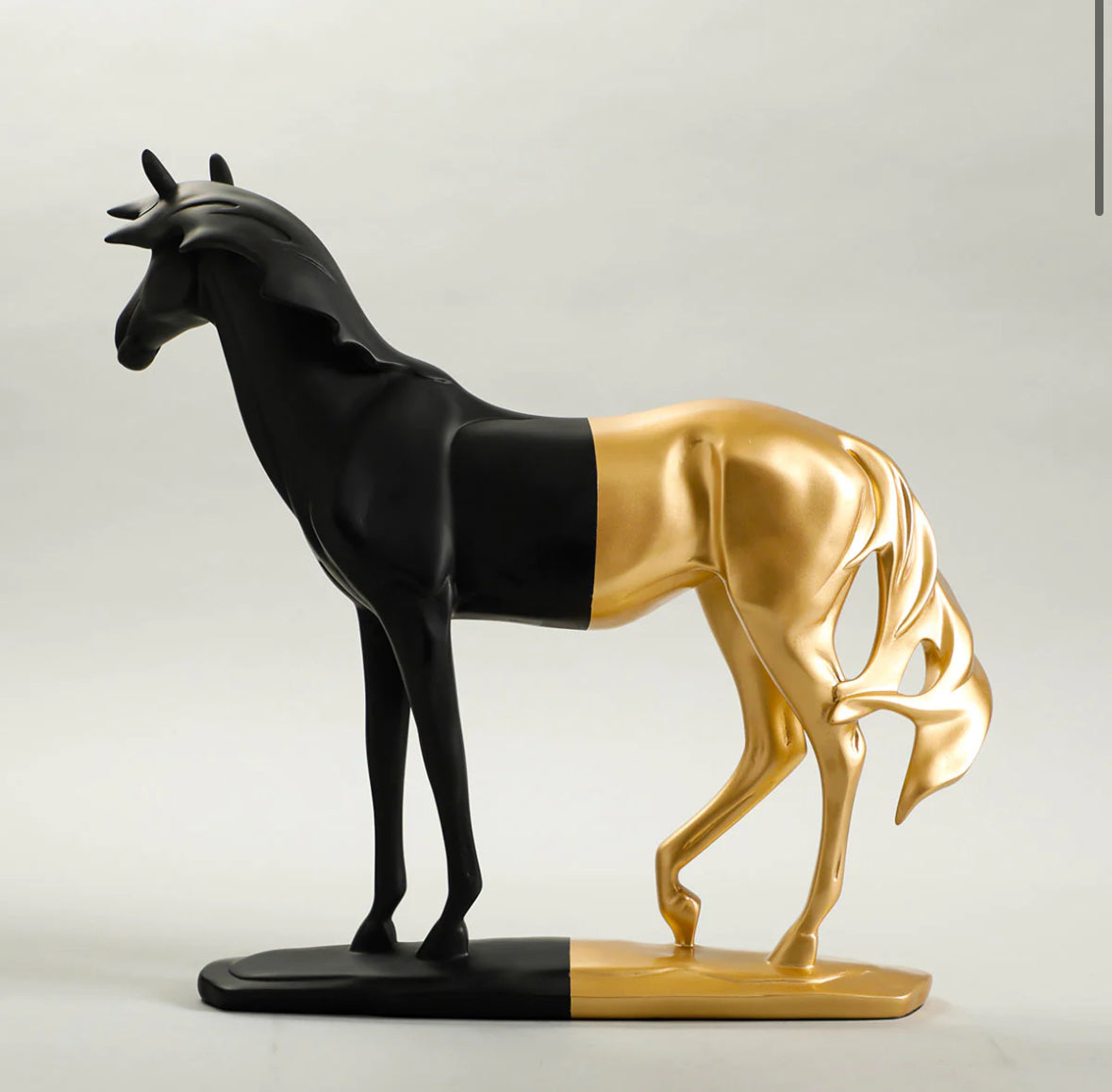 Cavallo Horse Black and Gold