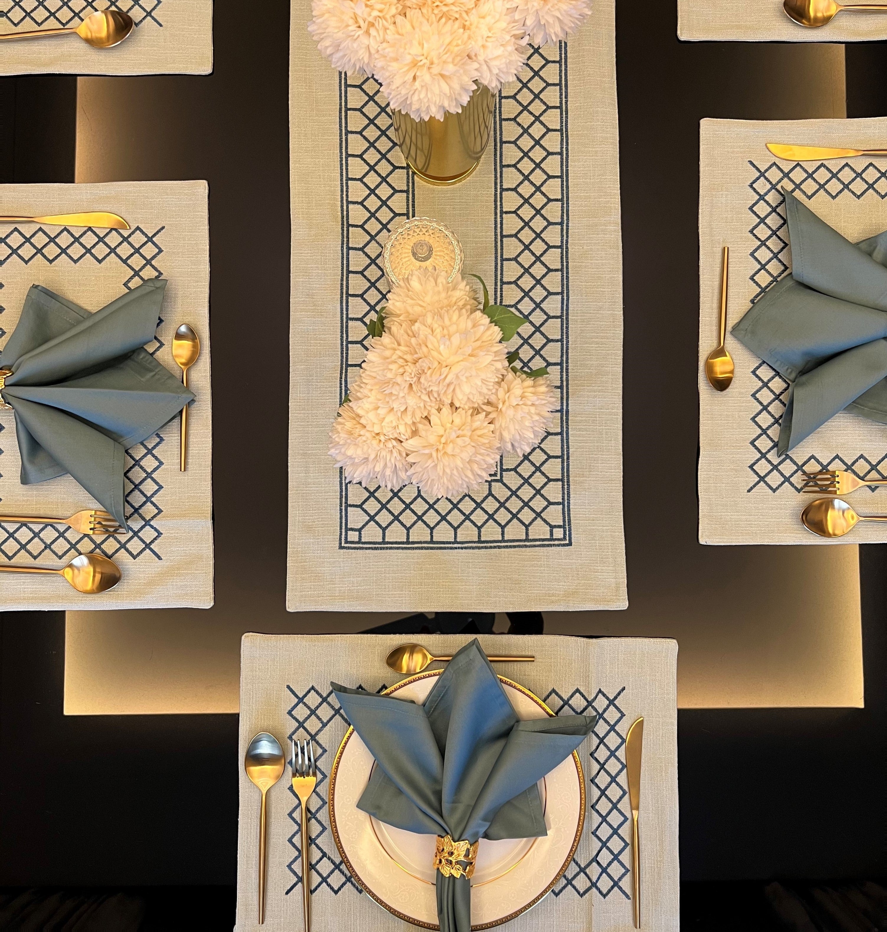 Zigzag Sage Green Table Linen Set (13 PC Set)