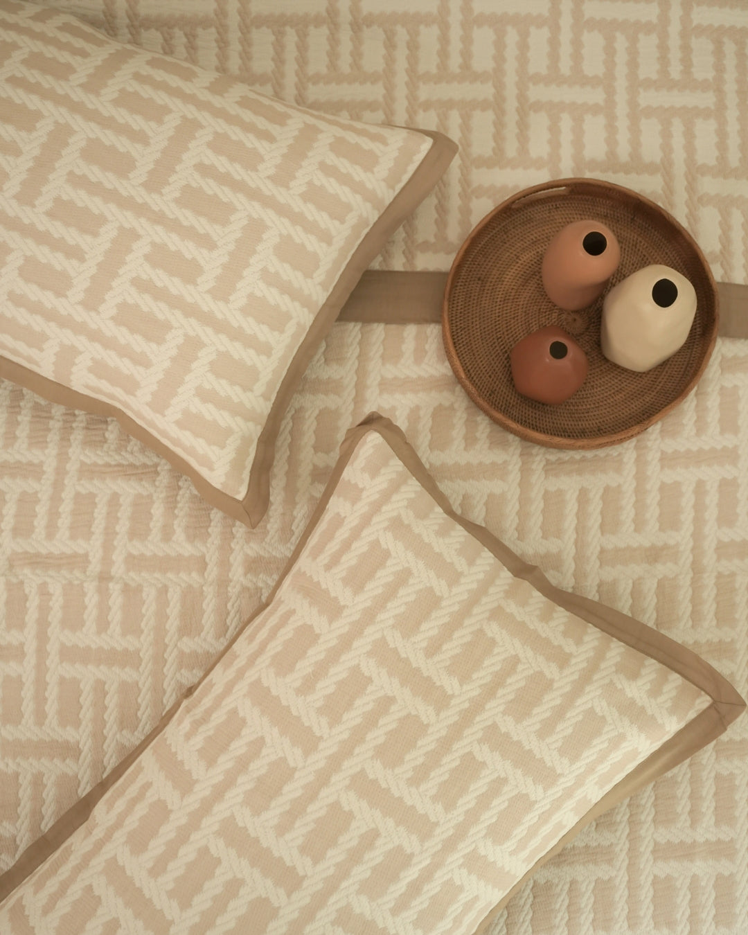 Arco Sand Cotton Jacquard Bedspread Set