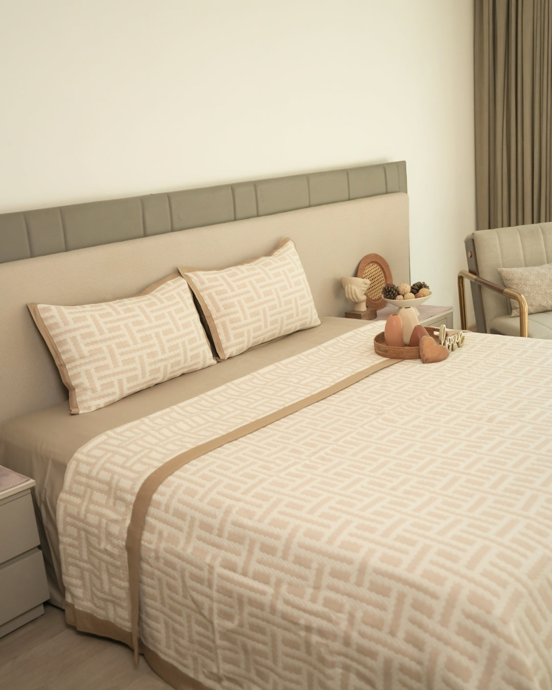 Arco Sand Cotton Jacquard Bedspread Set