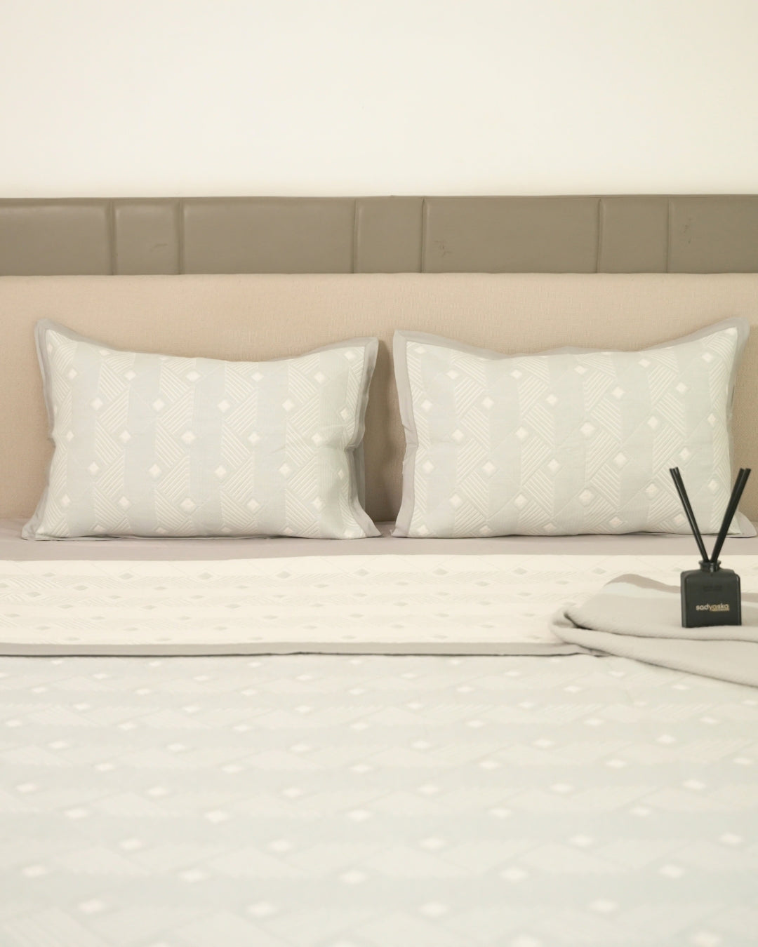 Prism Blue Cotton Jacquard Bedspread Set