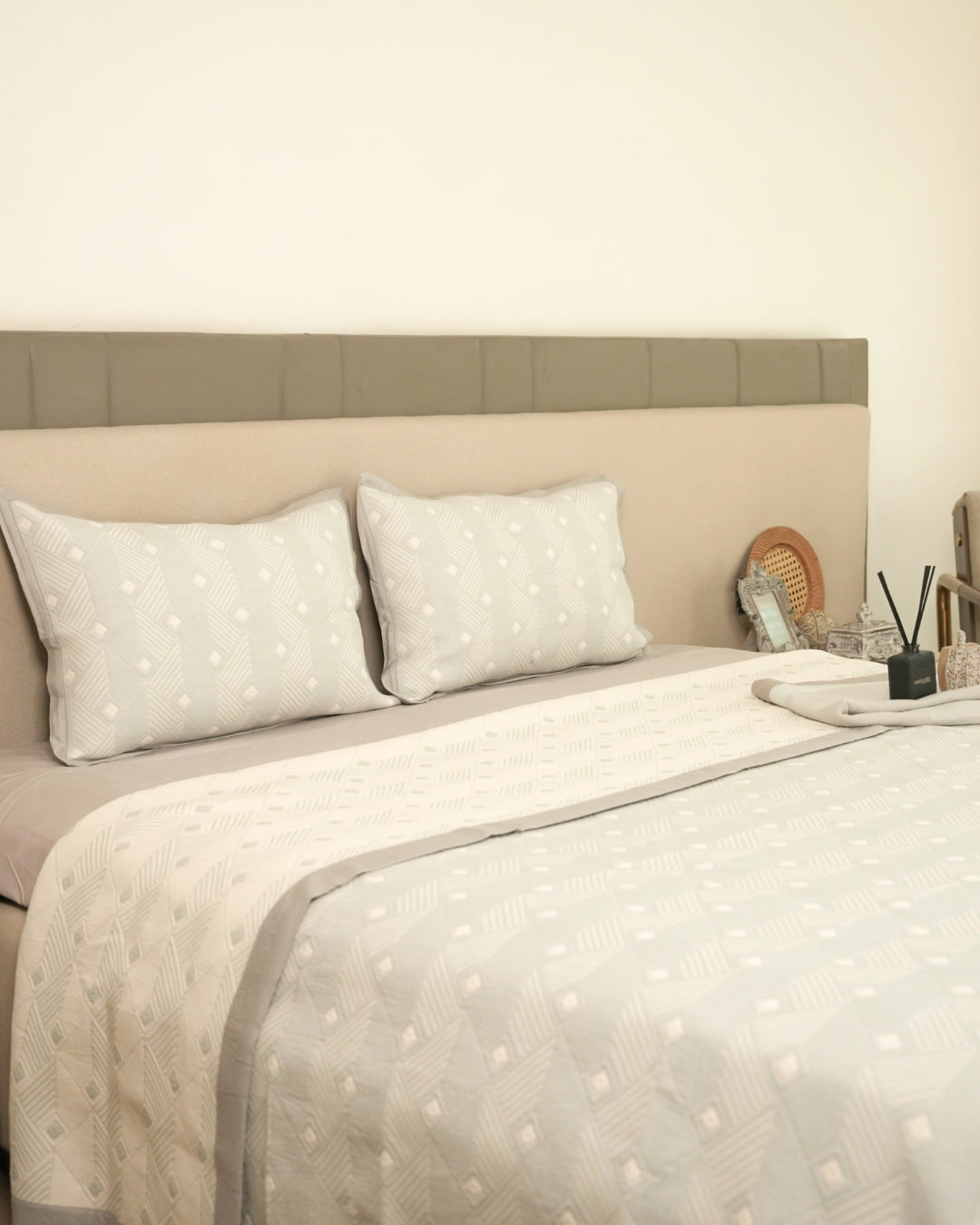 Prism Blue Cotton Jacquard Bedspread Set