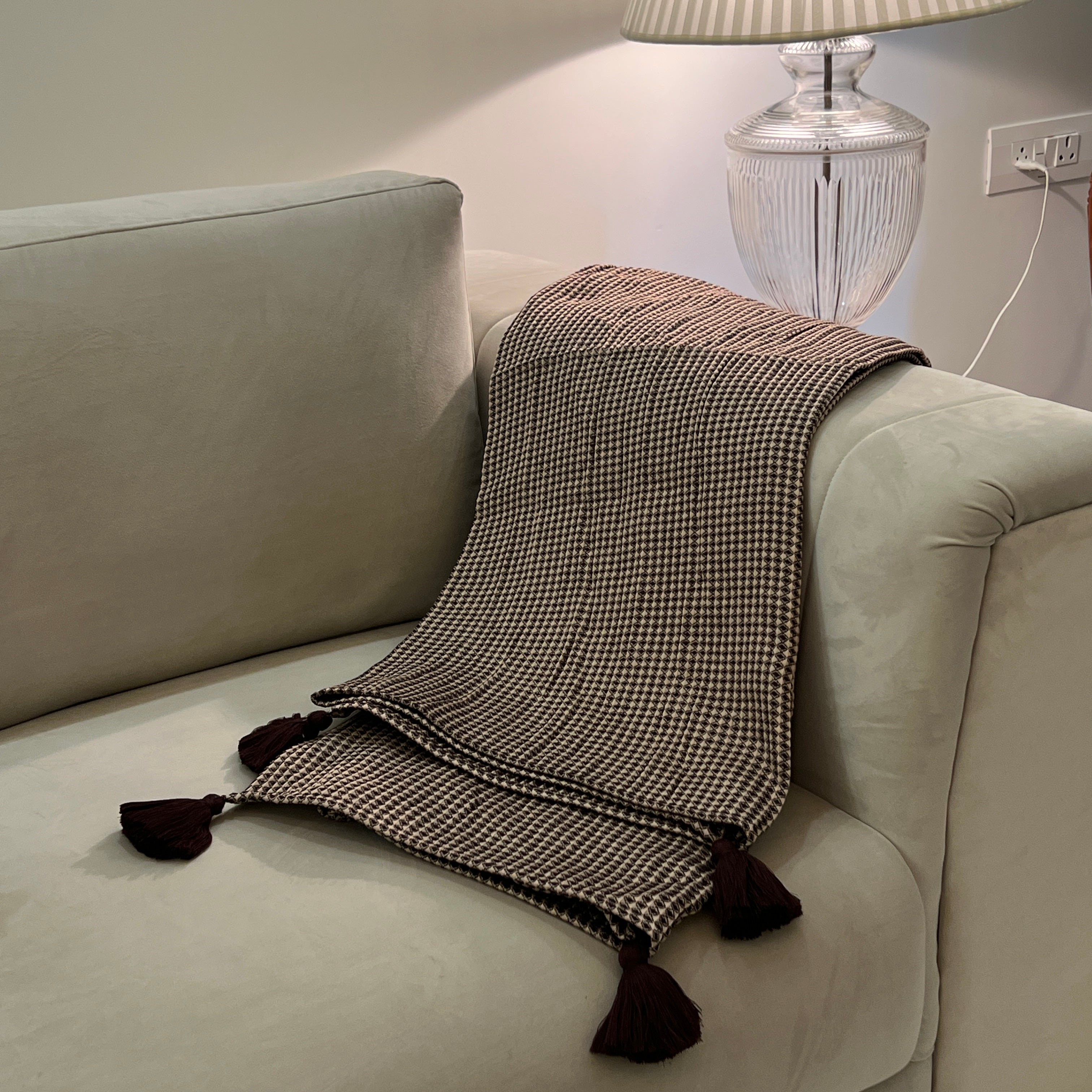 Honeycomb Coffee Woven Throw with Tassels